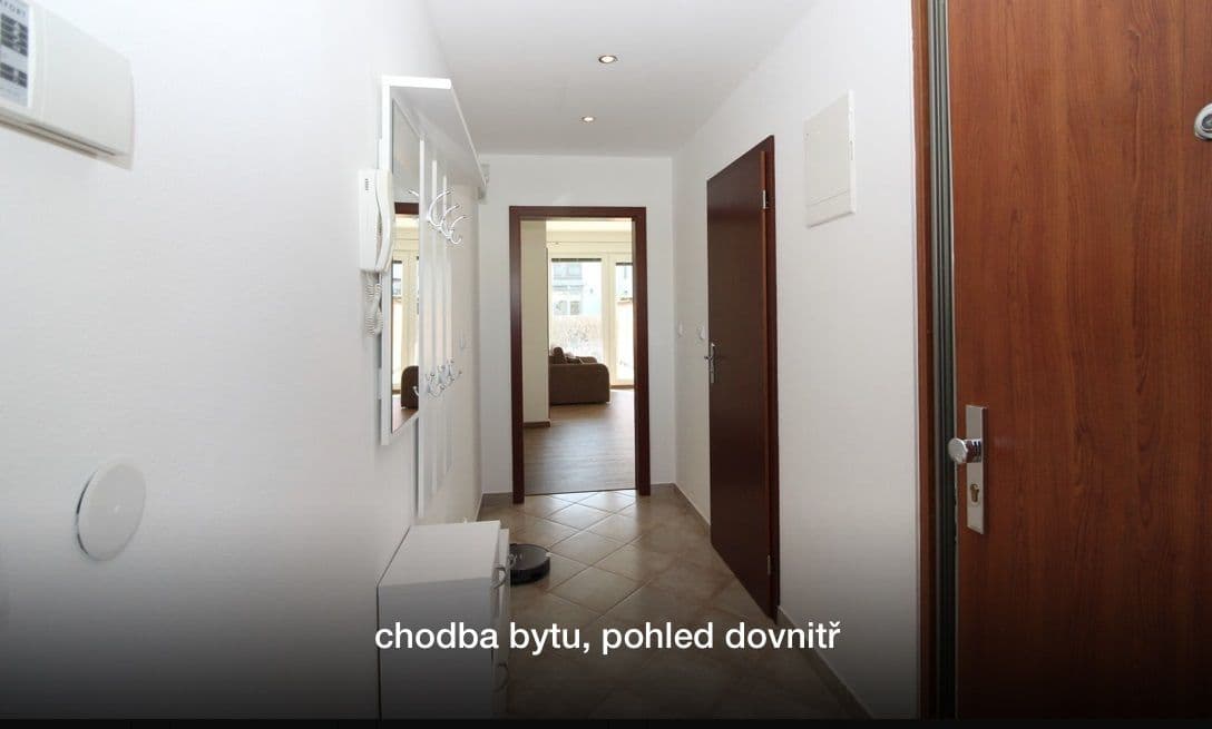 Pronájem bytu 2+kk 43 m², K Dálnici, Praha, Praha Pronájem bytu 2+kk 43 m², K Dálnici, Praha, Praha
