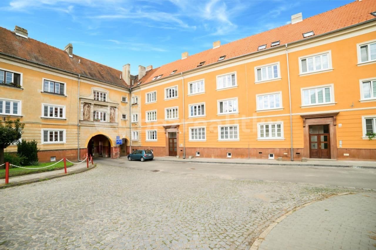 Pronájem bytu 2+1 53 m², 22. dubna, Mikulov, Jihomoravský kraj Pronájem bytu 2+1 53 m², 22. dubna, Mikulov, Jihomoravský kraj