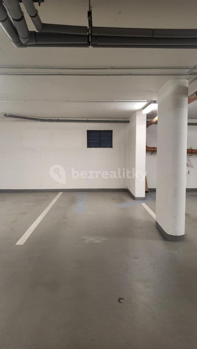 Pronájem garáže 13 m², Chlebovická, Praha, Praha Pronájem garáže 13 m², Chlebovická, Praha, Praha