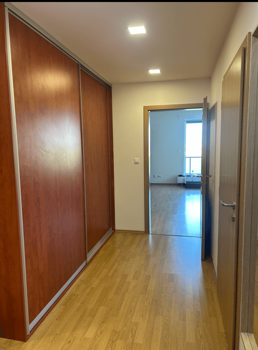 Pronájem bytu 2+kk 60 m², Žitná, Hostivice, Středočeský kraj Pronájem bytu 2+kk 60 m², Žitná, Hostivice, Středočeský kraj