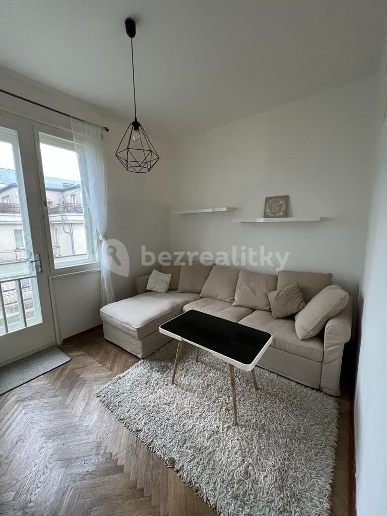 Pronájem bytu 1+1 37 m², Kouřimská, Praha, Praha Pronájem bytu 1+1 37 m², Kouřimská, Praha, Praha