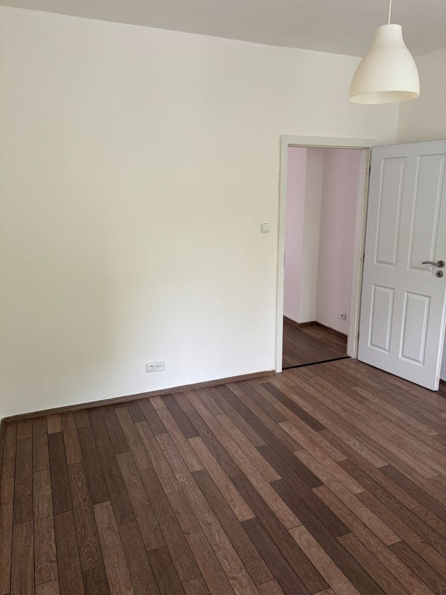 Pronájem bytu 2+kk 55 m², Jihlavská, Praha, Praha Pronájem bytu 2+kk 55 m², Jihlavská, Praha, Praha