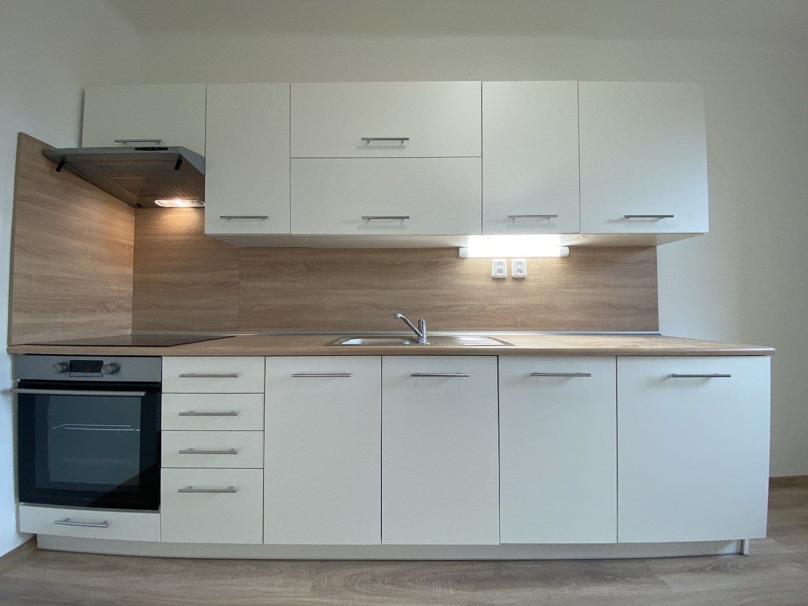 Pronájem bytu 3+1 67 m², Dukelská, Havířov, Moravskoslezský kraj Pronájem bytu 3+1 67 m², Dukelská, Havířov, Moravskoslezský kraj
