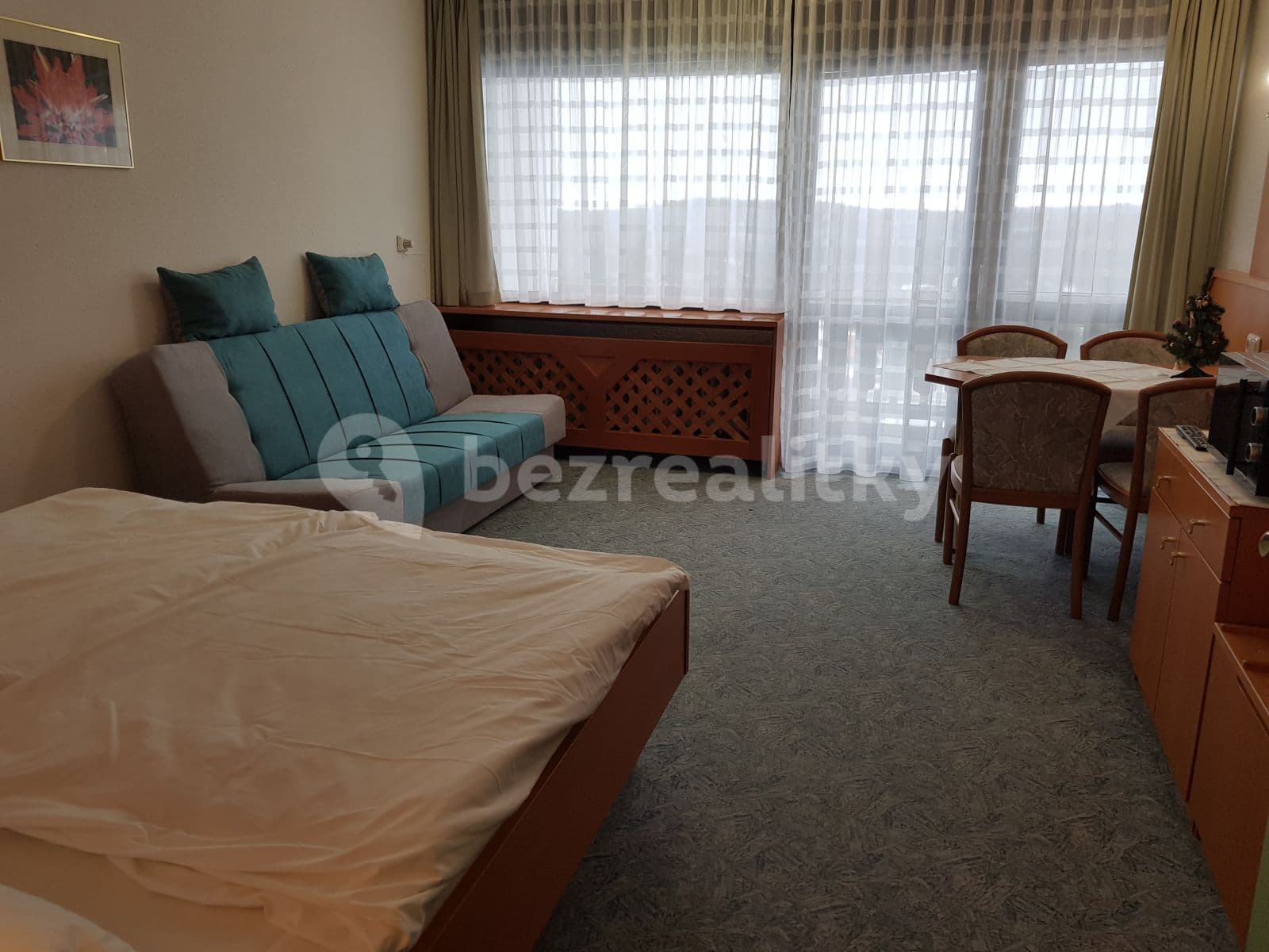 Pronájem bytu 1+kk 28 m², Strážný CZ / D, Strážný, Jihočeský kraj Pronájem bytu 1+kk 28 m², Strážný CZ / D, Strážný, Jihočeský kraj