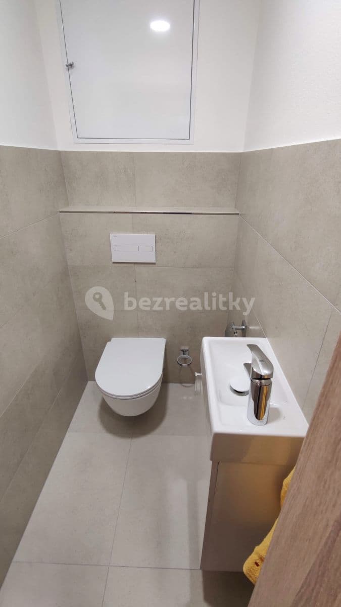 Pronájem bytu 2+kk 52 m², Eduarda Hamburgera, Olomouc, Olomoucký kraj Pronájem bytu 2+kk 52 m², Eduarda Hamburgera, Olomouc, Olomoucký kraj