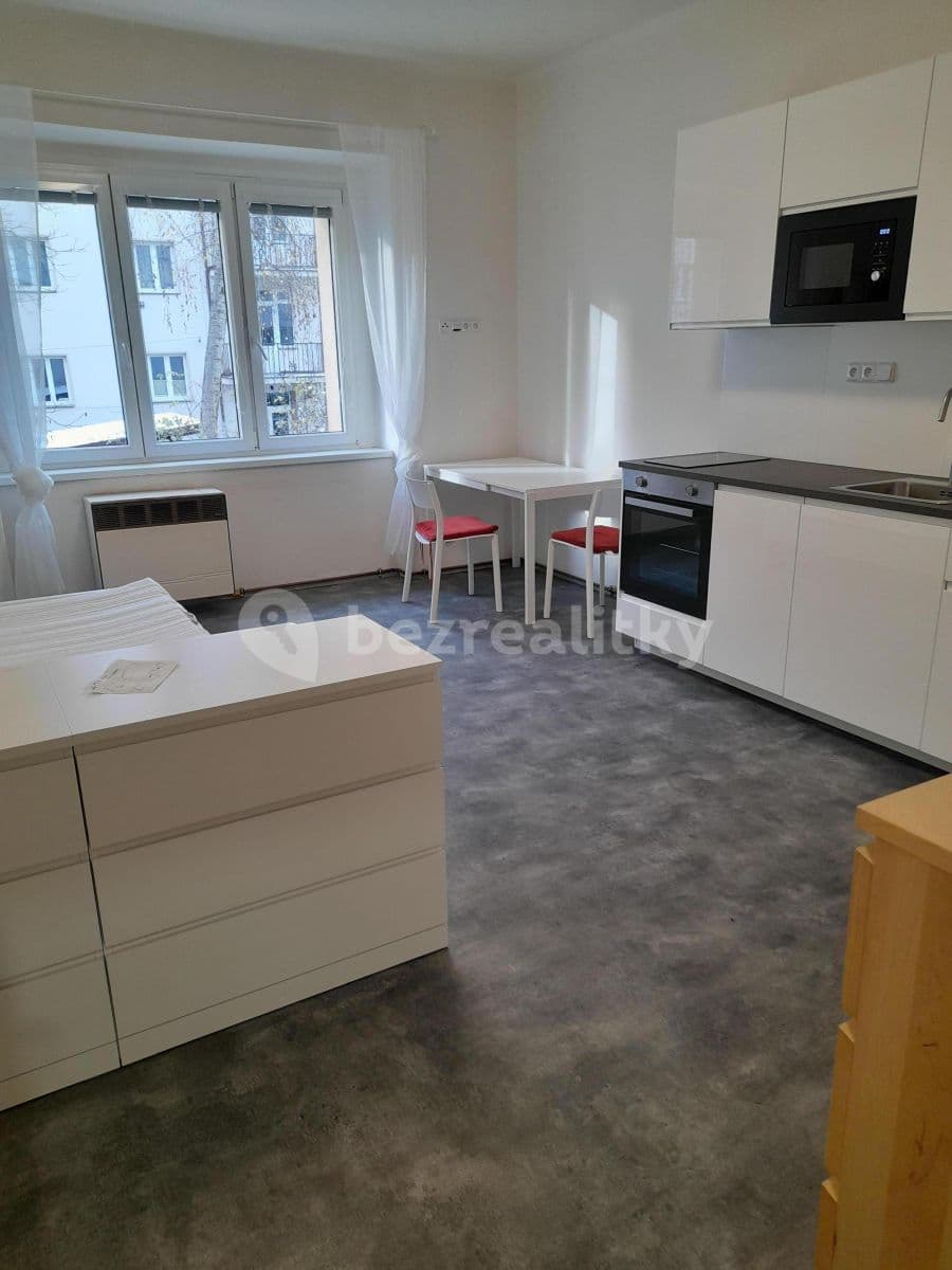 Pronájem bytu 1+kk 30 m², Počátecká, Praha, Praha Pronájem bytu 1+kk 30 m², Počátecká, Praha, Praha