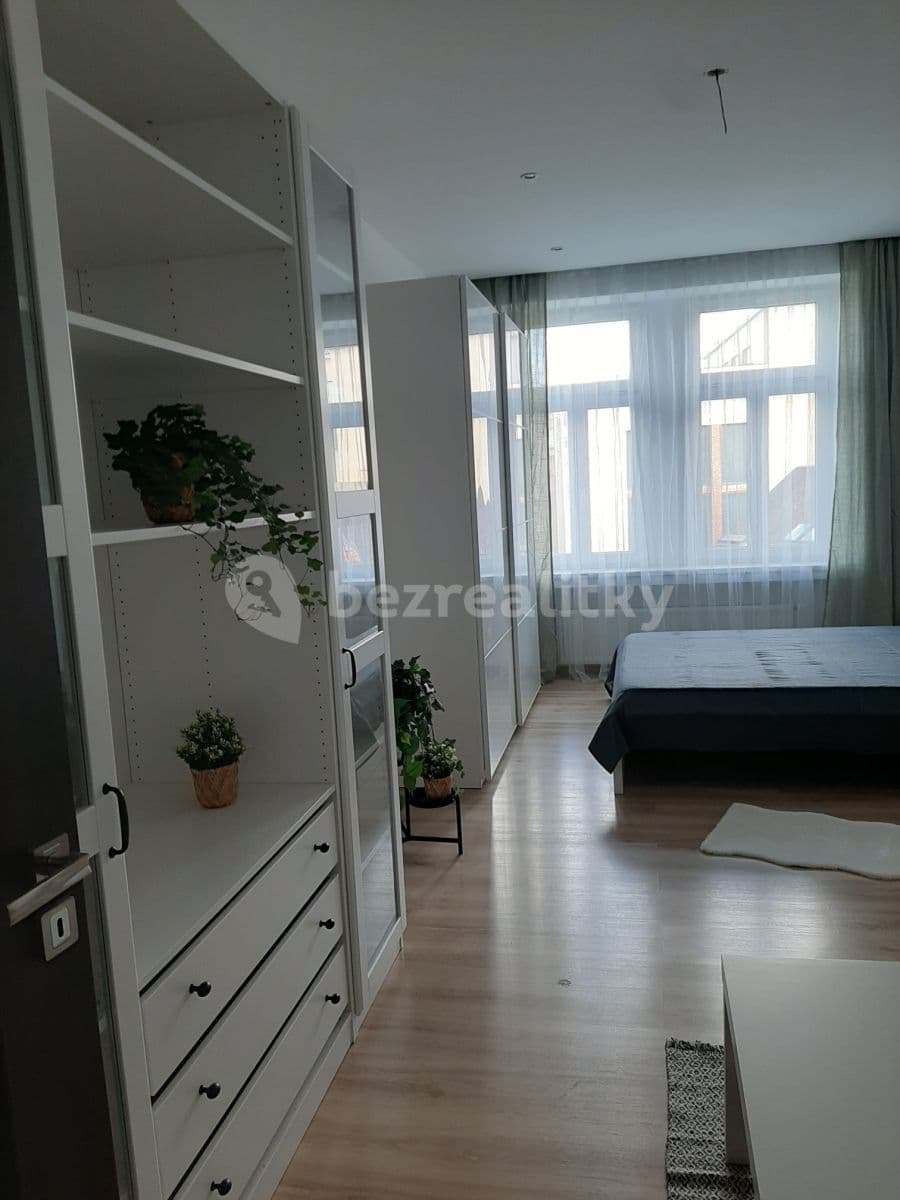 Pronájem bytu 1+1 35 m², Nuselská, Praha, Praha Pronájem bytu 1+1 35 m², Nuselská, Praha, Praha