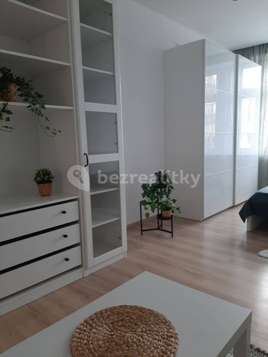 Pronájem bytu 1+1 35 m², Nuselská, Praha, Praha Pronájem bytu 1+1 35 m², Nuselská, Praha, Praha