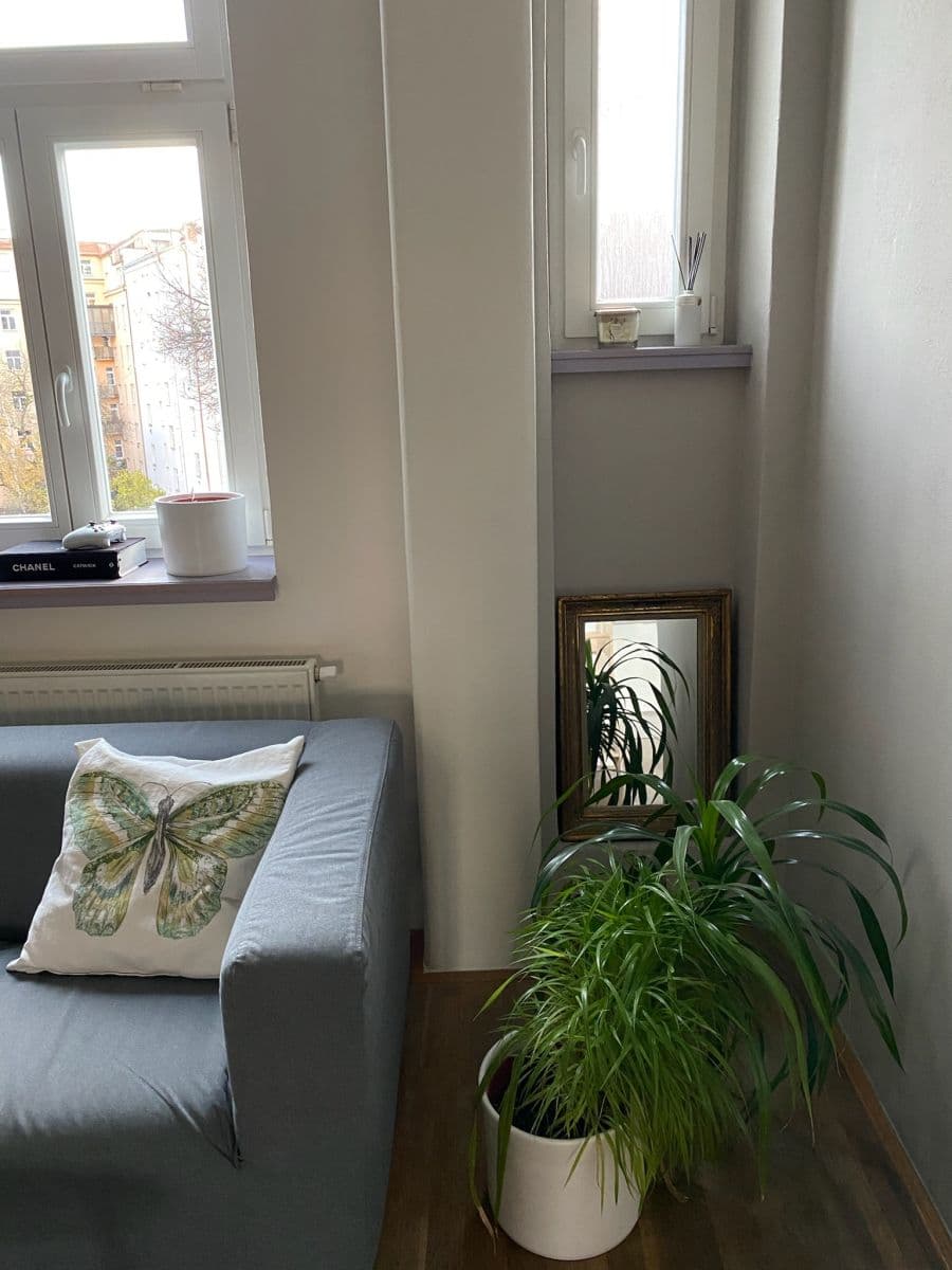 Pronájem bytu 2+kk 52 m², U Uranie, Praha, Praha Pronájem bytu 2+kk 52 m², U Uranie, Praha, Praha