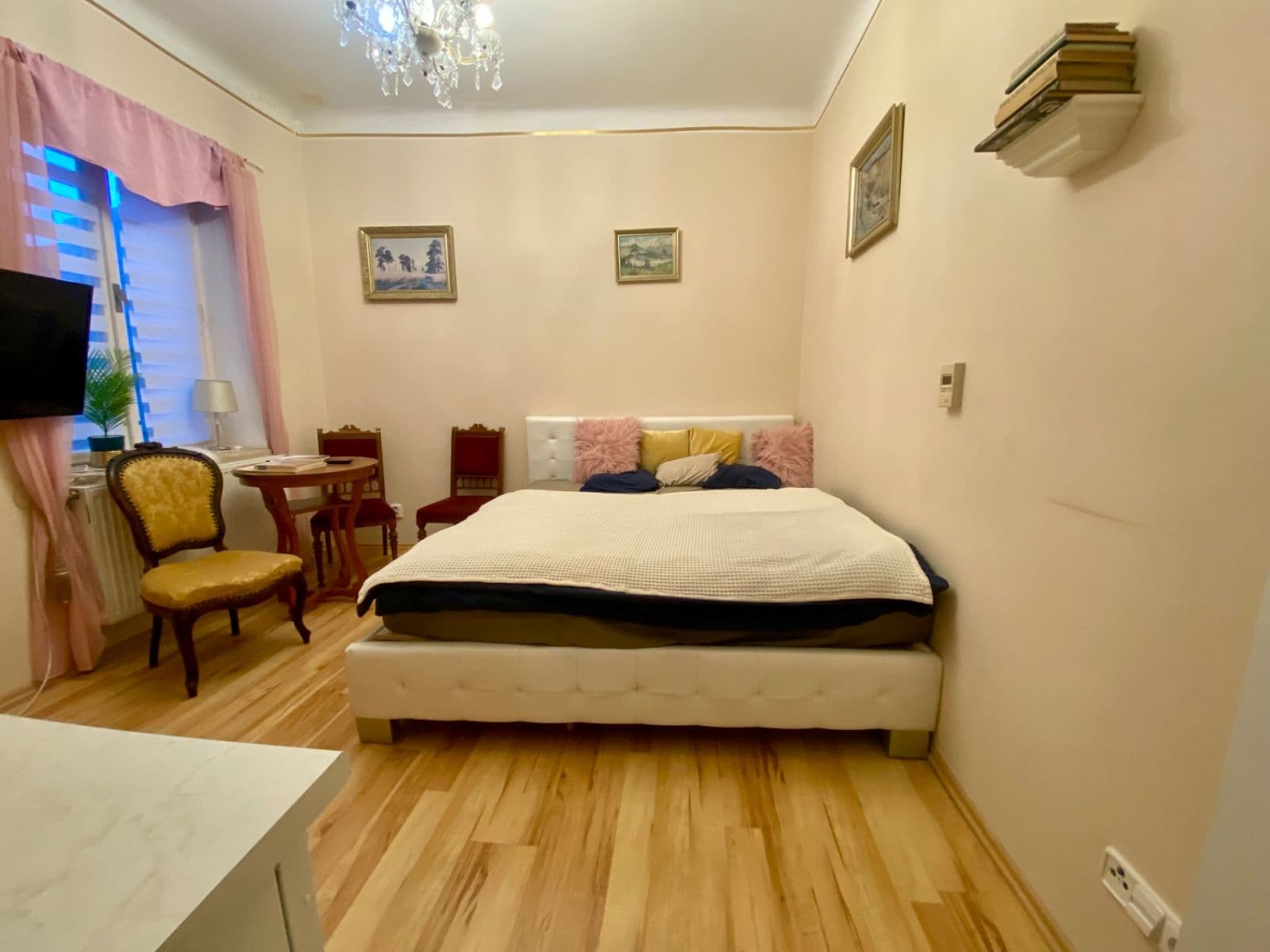Pronájem bytu 1+kk 25 m², Ve Smečkách, Praha, Praha Pronájem bytu 1+kk 25 m², Ve Smečkách, Praha, Praha