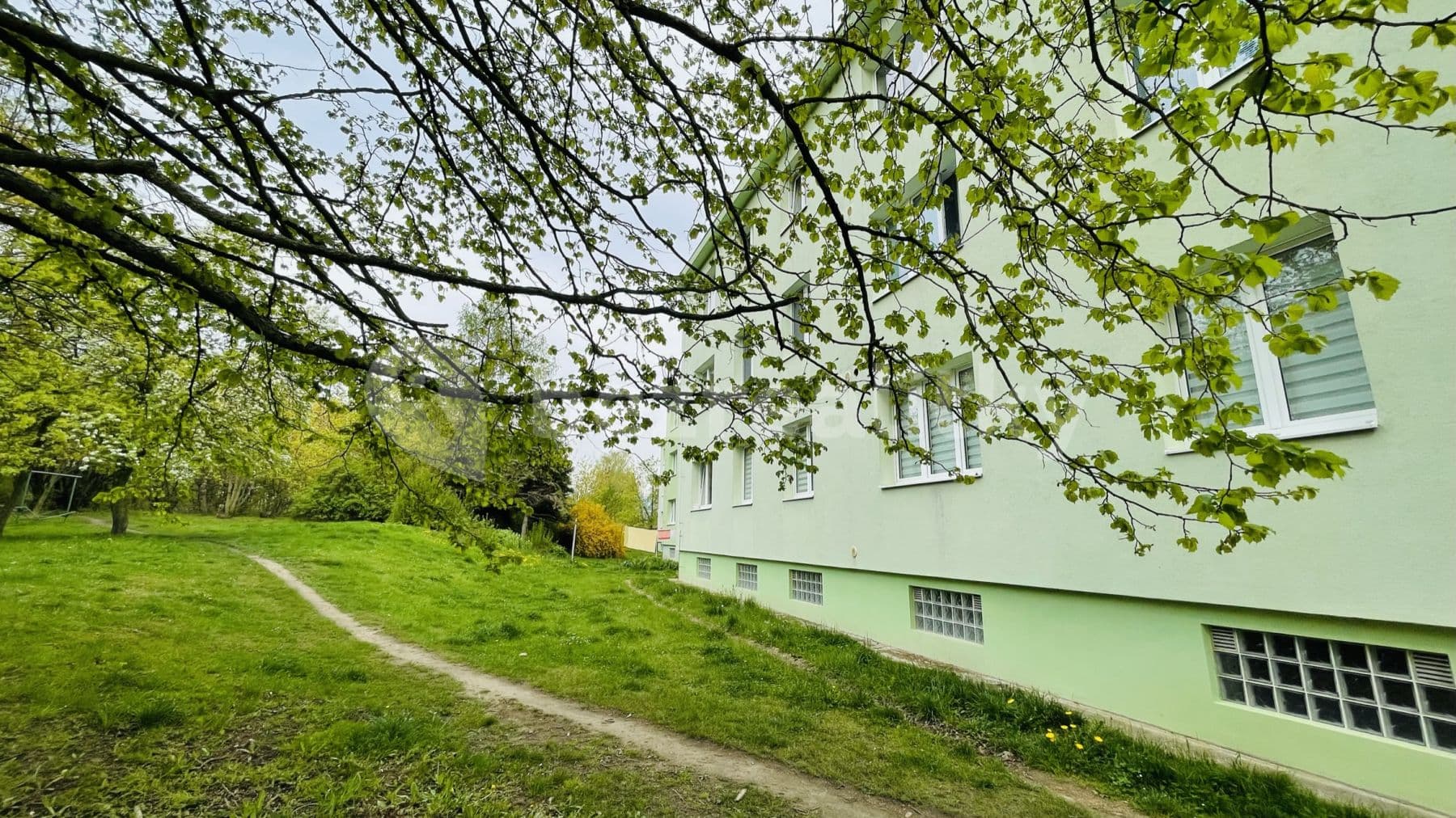 Pronájem bytu 2+kk 45 m², Buzulucká, Teplice, Ústecký kraj Pronájem bytu 2+kk 45 m², Buzulucká, Teplice, Ústecký kraj