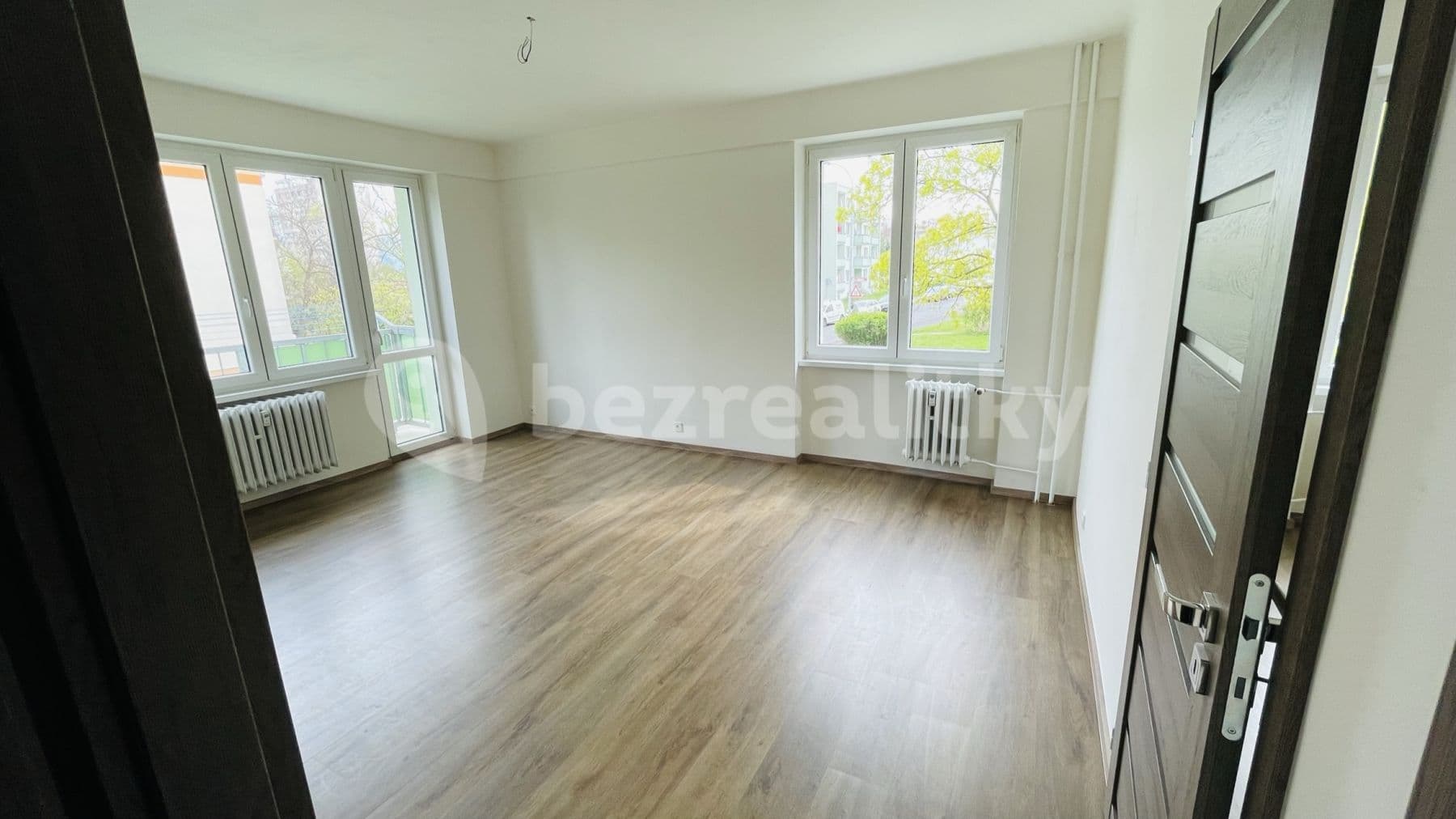 Pronájem bytu 2+kk 45 m², Buzulucká, Teplice, Ústecký kraj Pronájem bytu 2+kk 45 m², Buzulucká, Teplice, Ústecký kraj