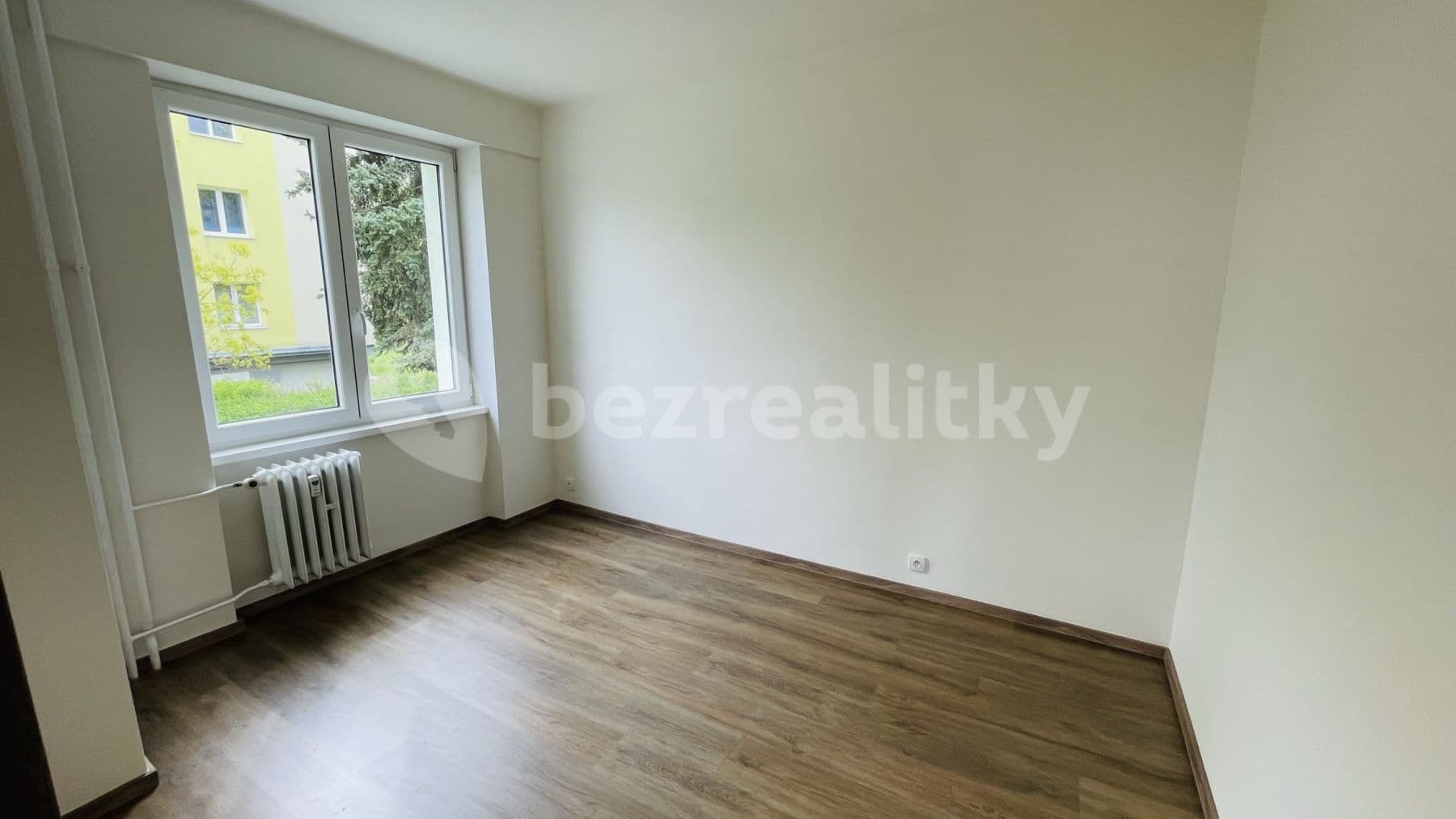Pronájem bytu 2+kk 45 m², Buzulucká, Teplice, Ústecký kraj Pronájem bytu 2+kk 45 m², Buzulucká, Teplice, Ústecký kraj