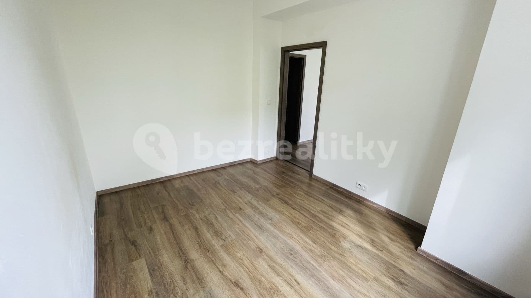 Pronájem bytu 2+kk 45 m², Buzulucká, Teplice, Ústecký kraj Pronájem bytu 2+kk 45 m², Buzulucká, Teplice, Ústecký kraj