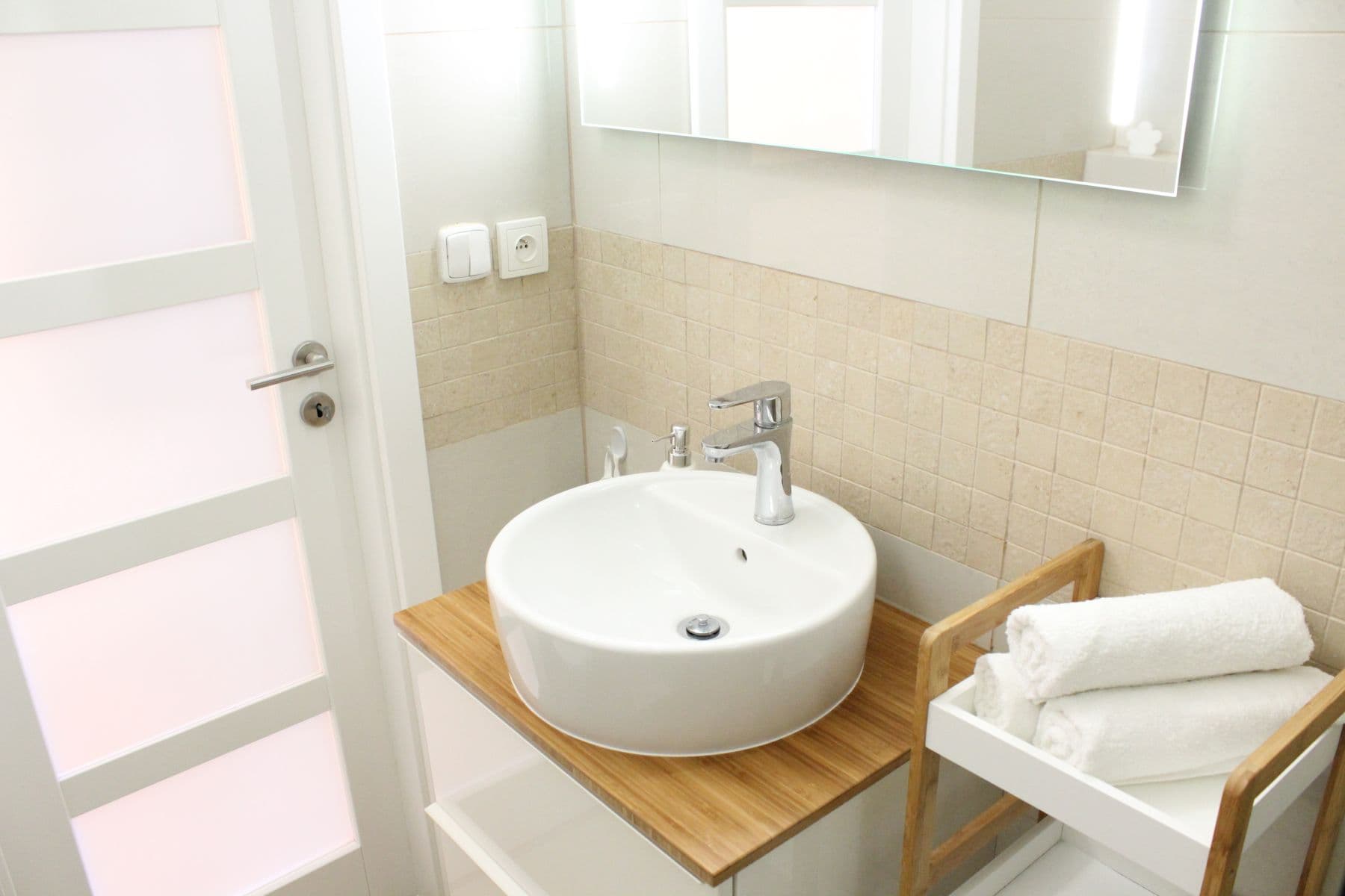 Pronájem bytu 1+kk 40 m², Sportovní, Praha, Praha Pronájem bytu 1+kk 40 m², Sportovní, Praha, Praha