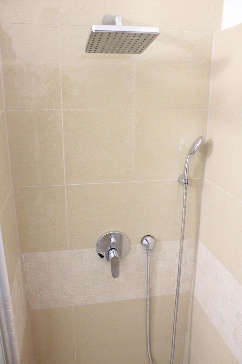 Pronájem bytu 1+kk 40 m², Sportovní, Praha, Praha Pronájem bytu 1+kk 40 m², Sportovní, Praha, Praha