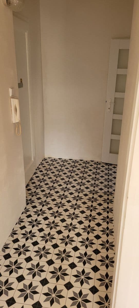 Pronájem bytu 1+kk 35 m², Vnější, Praha, Praha Pronájem bytu 1+kk 35 m², Vnější, Praha, Praha