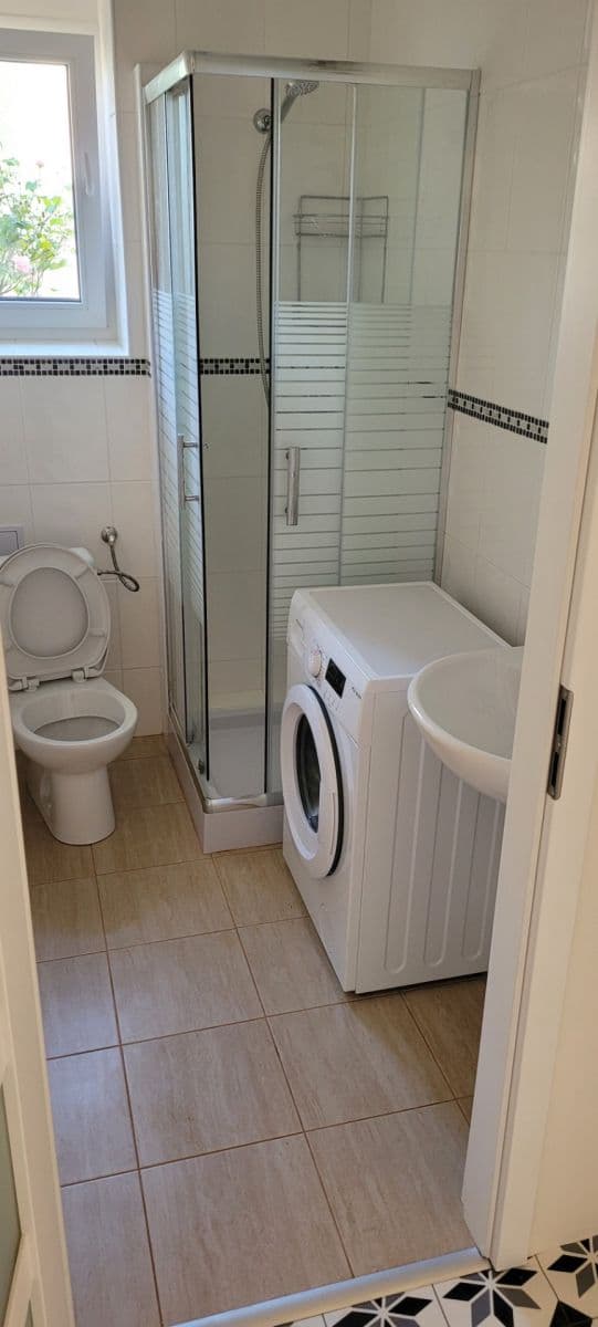 Pronájem bytu 1+kk 35 m², Vnější, Praha, Praha Pronájem bytu 1+kk 35 m², Vnější, Praha, Praha