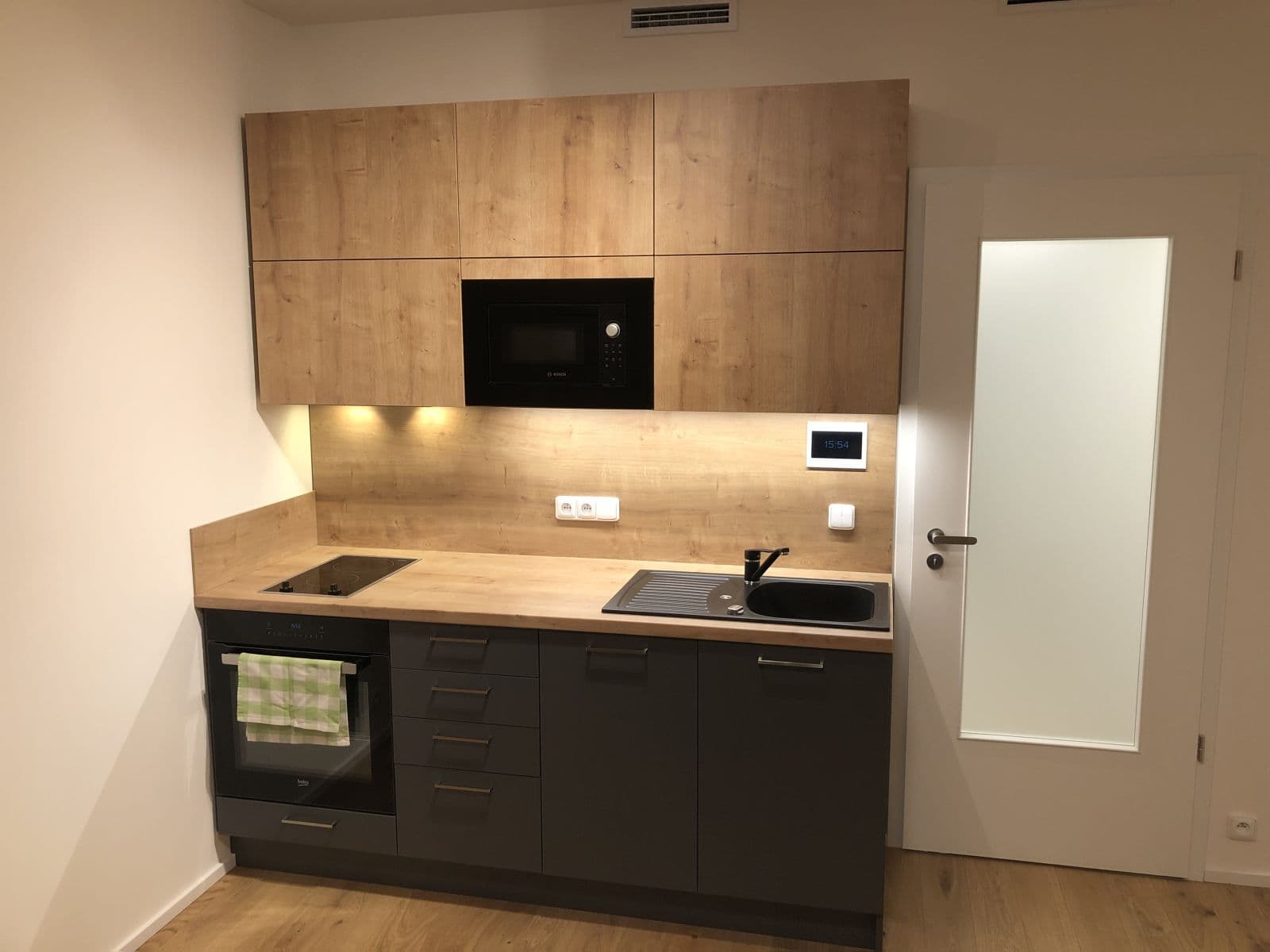 Pronájem bytu 1+kk 26 m², Ramonova, Praha, Praha Pronájem bytu 1+kk 26 m², Ramonova, Praha, Praha
