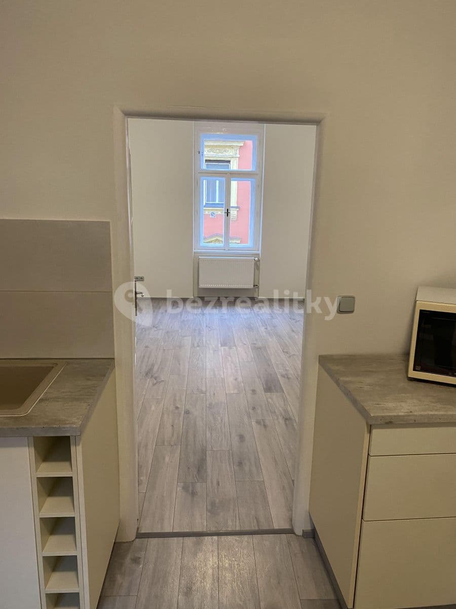 Pronájem bytu 1+1 46 m², Viktora Huga, Praha, Praha Pronájem bytu 1+1 46 m², Viktora Huga, Praha, Praha
