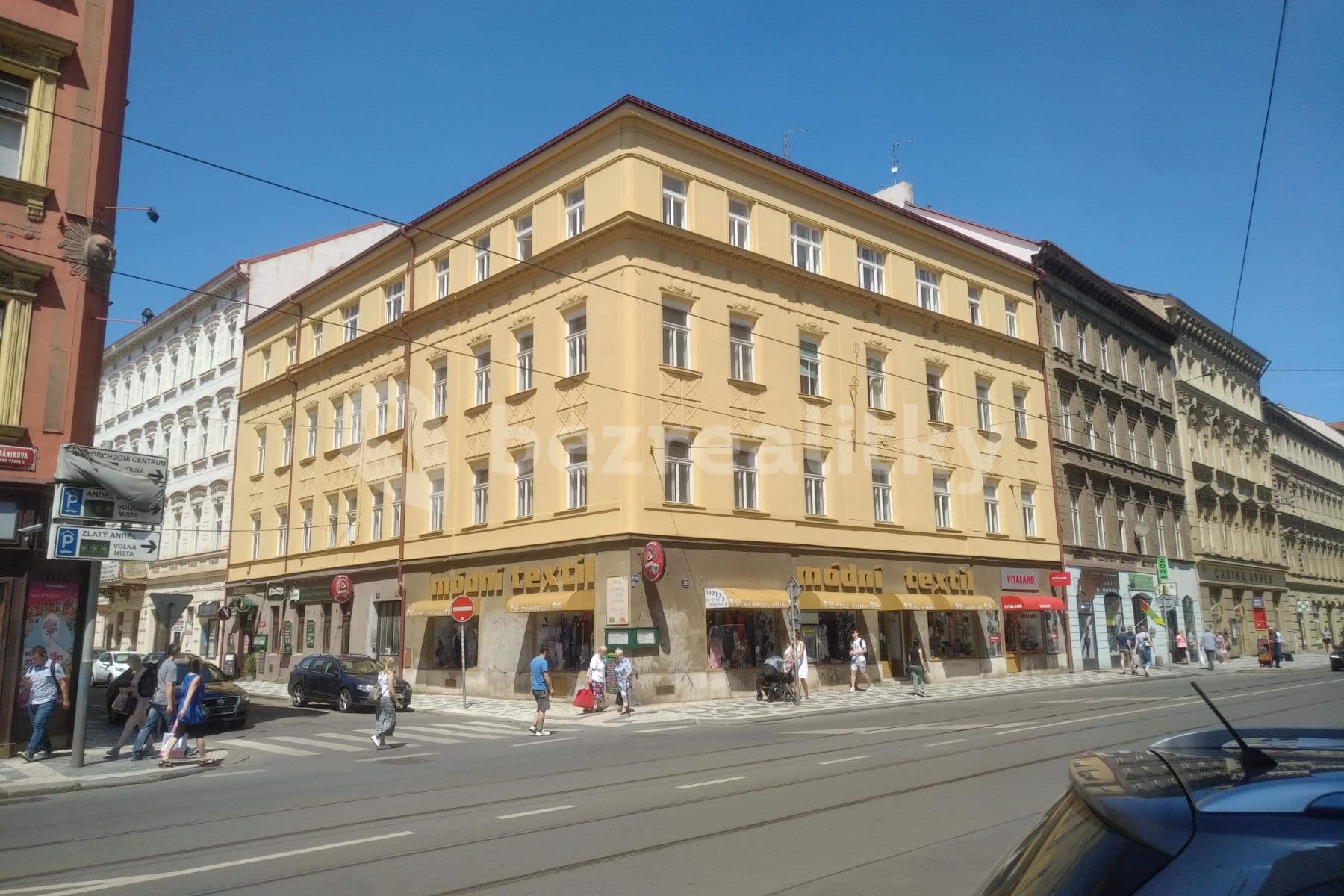 Pronájem bytu 1+1 46 m², Viktora Huga, Praha, Praha Pronájem bytu 1+1 46 m², Viktora Huga, Praha, Praha