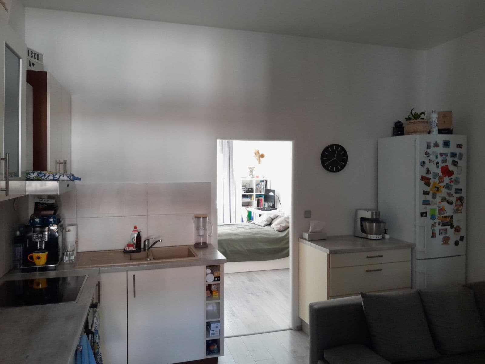 Pronájem bytu 1+1 46 m², Viktora Huga, Praha, Praha Pronájem bytu 1+1 46 m², Viktora Huga, Praha, Praha