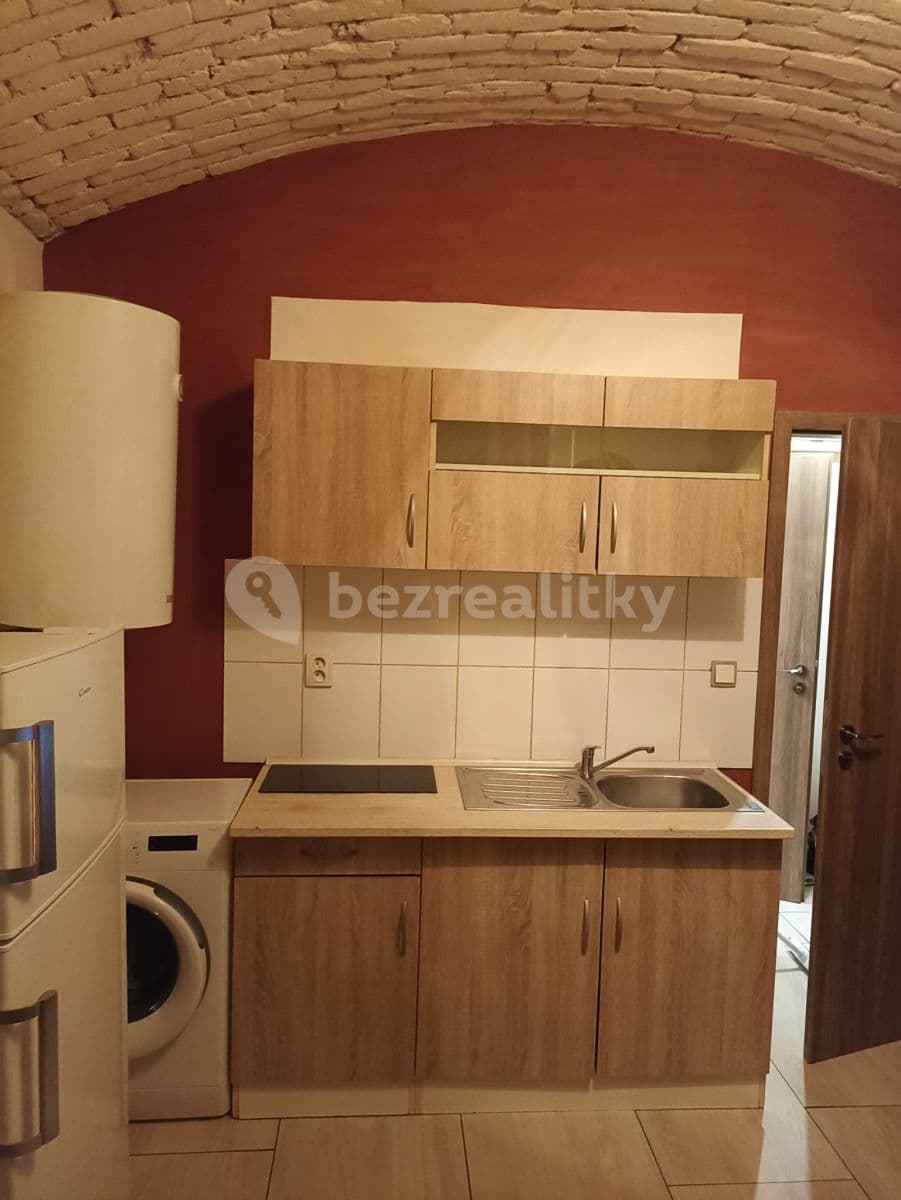 Pronájem bytu 1+kk 18 m², Mrázovka, Praha, Praha Pronájem bytu 1+kk 18 m², Mrázovka, Praha, Praha