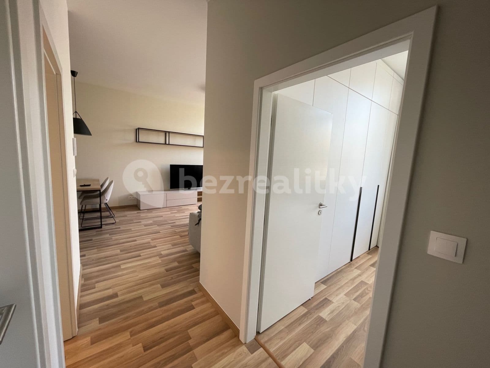 Pronájem bytu 2+1 52 m², Tomášikova, Ružinov, Bratislavský kraj Pronájem bytu 2+1 52 m², Tomášikova, Ružinov, Bratislavský kraj