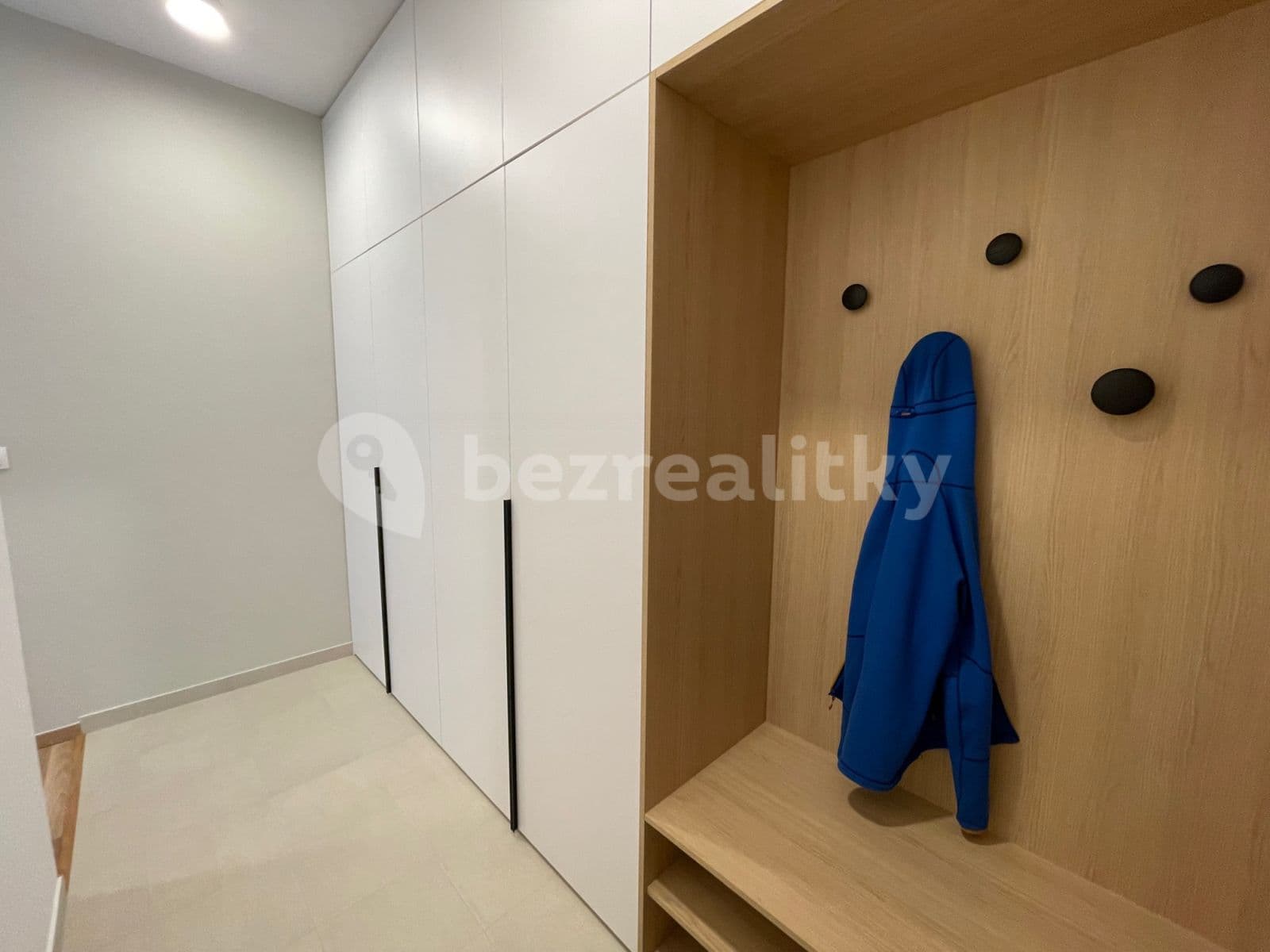 Pronájem bytu 2+1 52 m², Tomášikova, Ružinov, Bratislavský kraj Pronájem bytu 2+1 52 m², Tomášikova, Ružinov, Bratislavský kraj