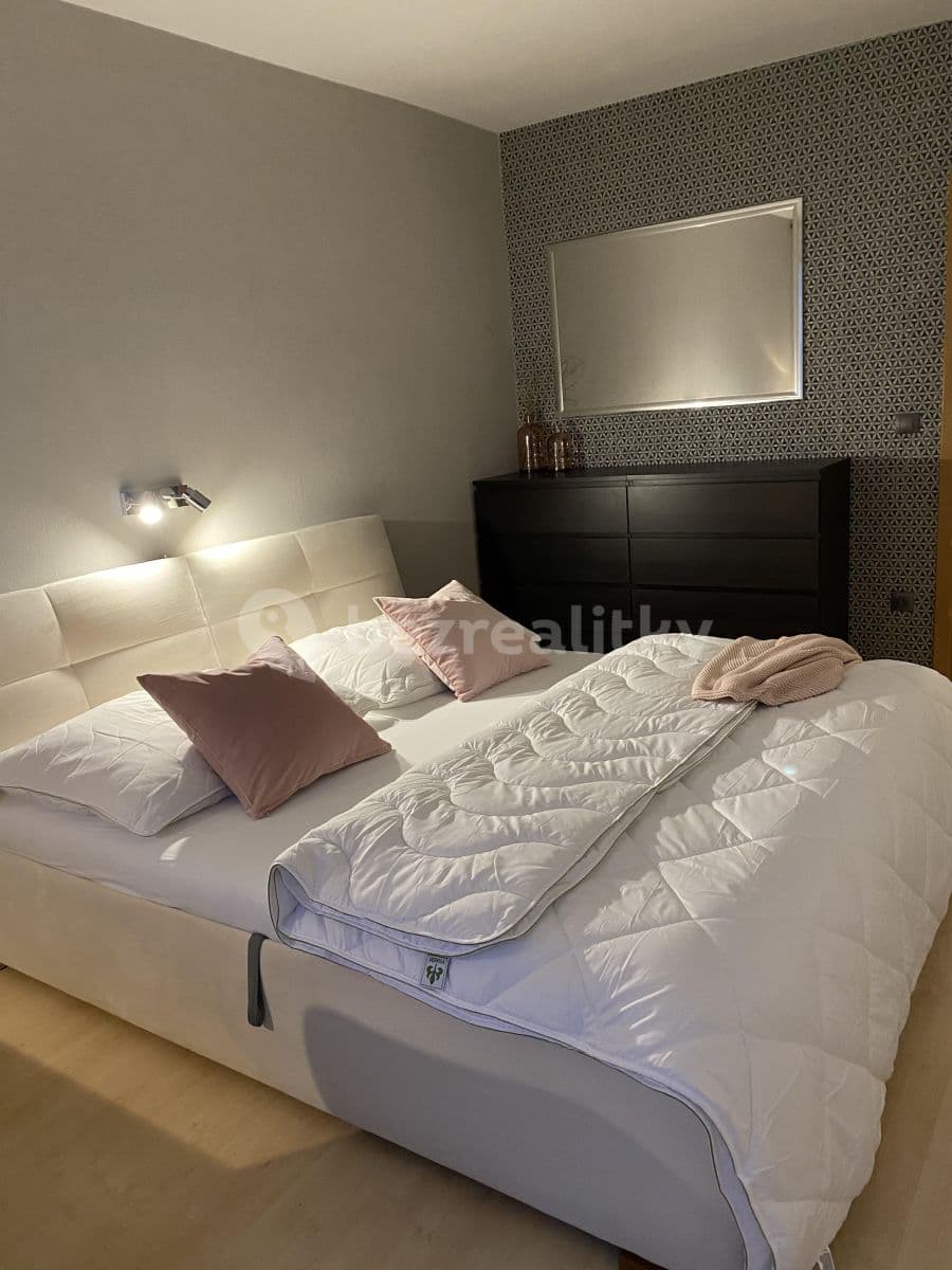 Pronájem bytu 2+kk 60 m², Kovanecká, Praha, Praha Pronájem bytu 2+kk 60 m², Kovanecká, Praha, Praha