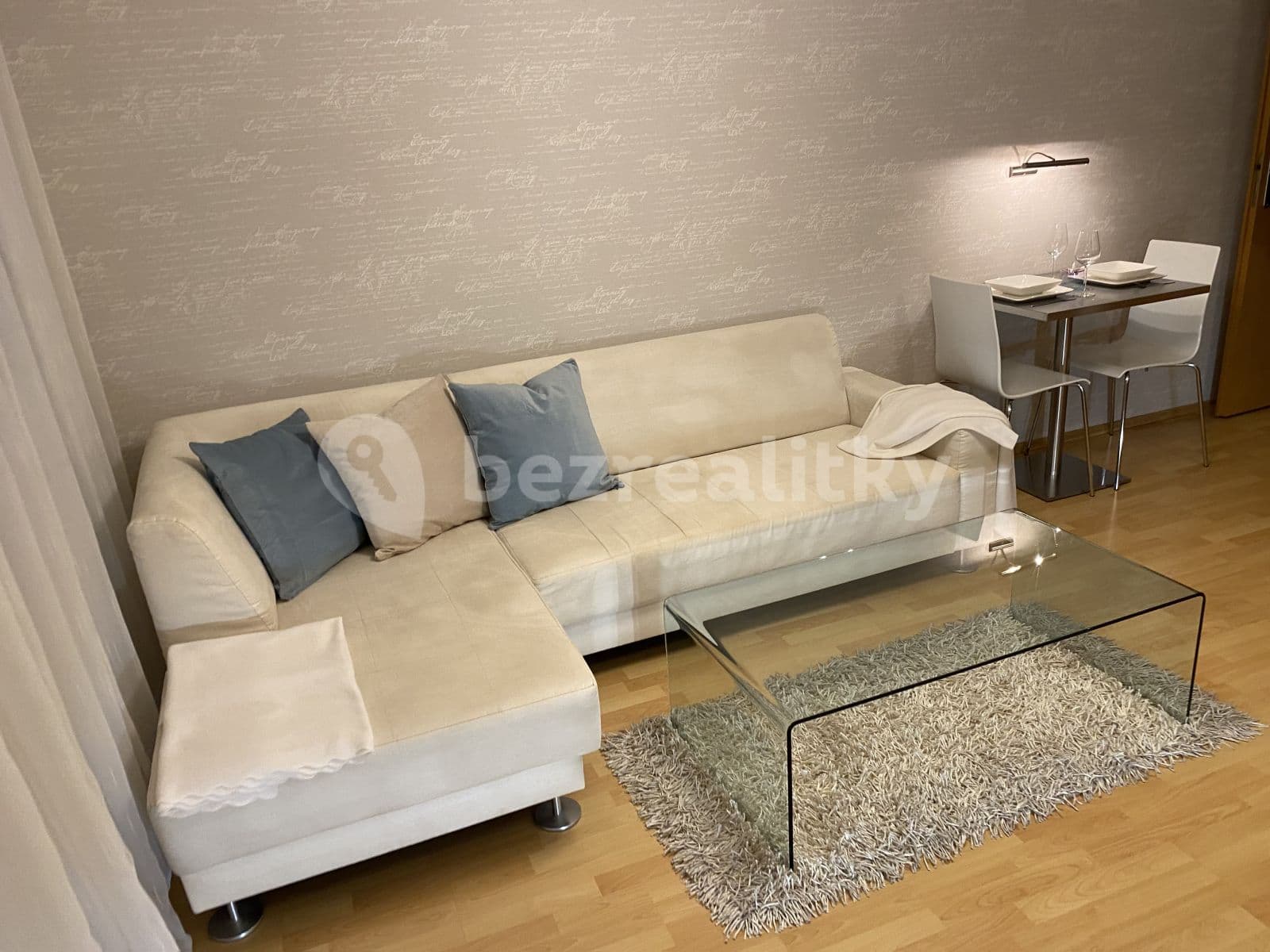 Pronájem bytu 2+kk 60 m², Kovanecká, Praha, Praha Pronájem bytu 2+kk 60 m², Kovanecká, Praha, Praha