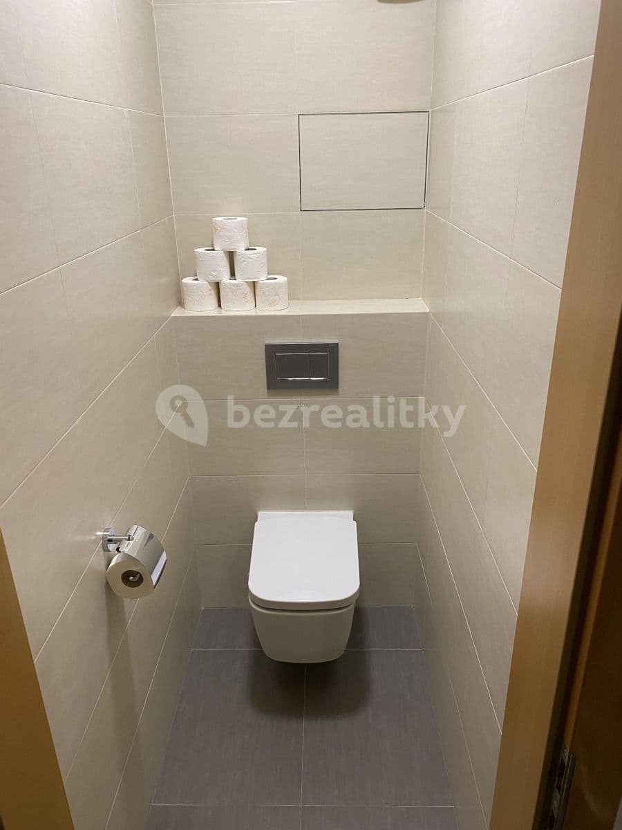 Pronájem bytu 2+kk 60 m², Kovanecká, Praha, Praha Pronájem bytu 2+kk 60 m², Kovanecká, Praha, Praha