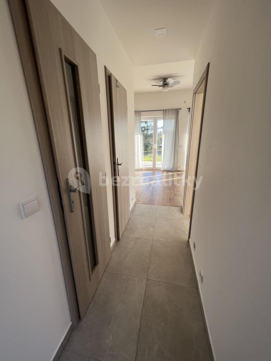 Pronájem domu 80 m², pozemek 100 m², Mokrovraty, Středočeský kraj Pronájem domu 80 m², pozemek 100 m², Mokrovraty, Středočeský kraj
