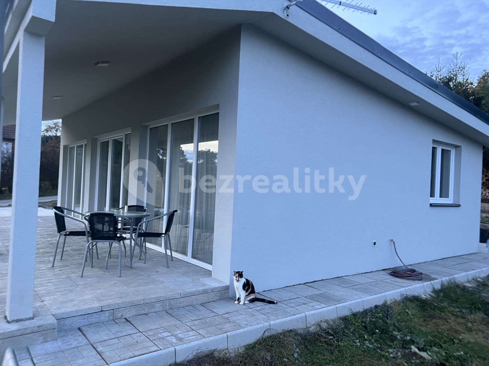 Pronájem domu 80 m², pozemek 100 m², Mokrovraty, Středočeský kraj Pronájem domu 80 m², pozemek 100 m², Mokrovraty, Středočeský kraj