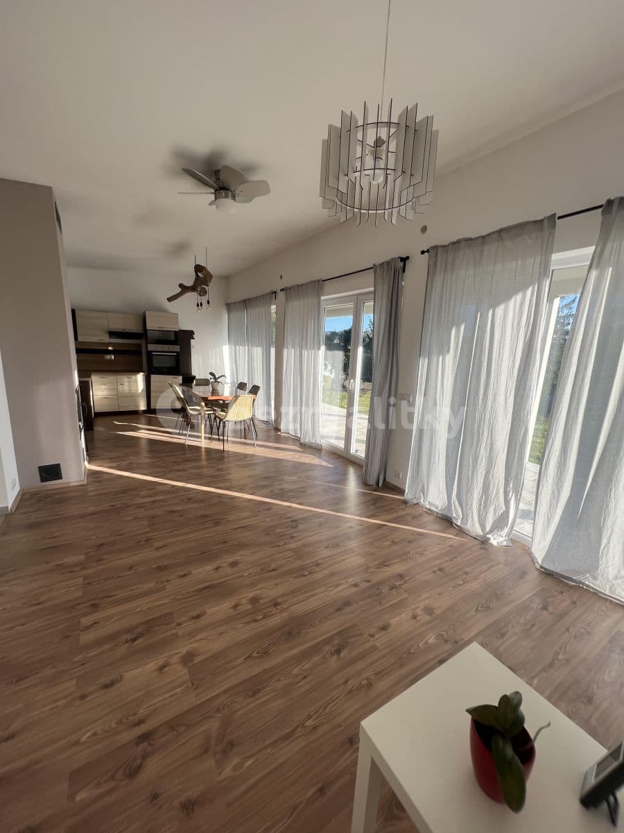 Pronájem domu 80 m², pozemek 100 m², Mokrovraty, Středočeský kraj Pronájem domu 80 m², pozemek 100 m², Mokrovraty, Středočeský kraj