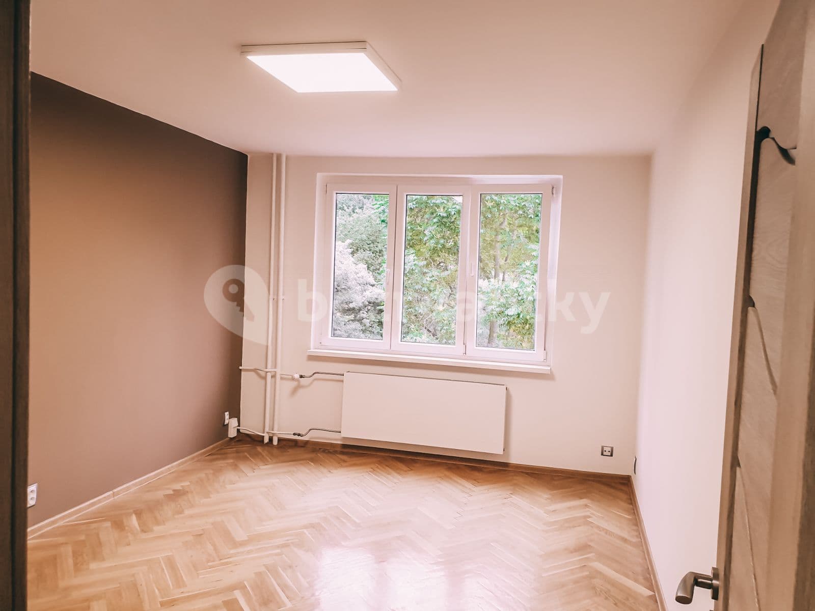 Pronájem bytu 2+1 61 m², Východní, Karlovy Vary, Karlovarský kraj Pronájem bytu 2+1 61 m², Východní, Karlovy Vary, Karlovarský kraj