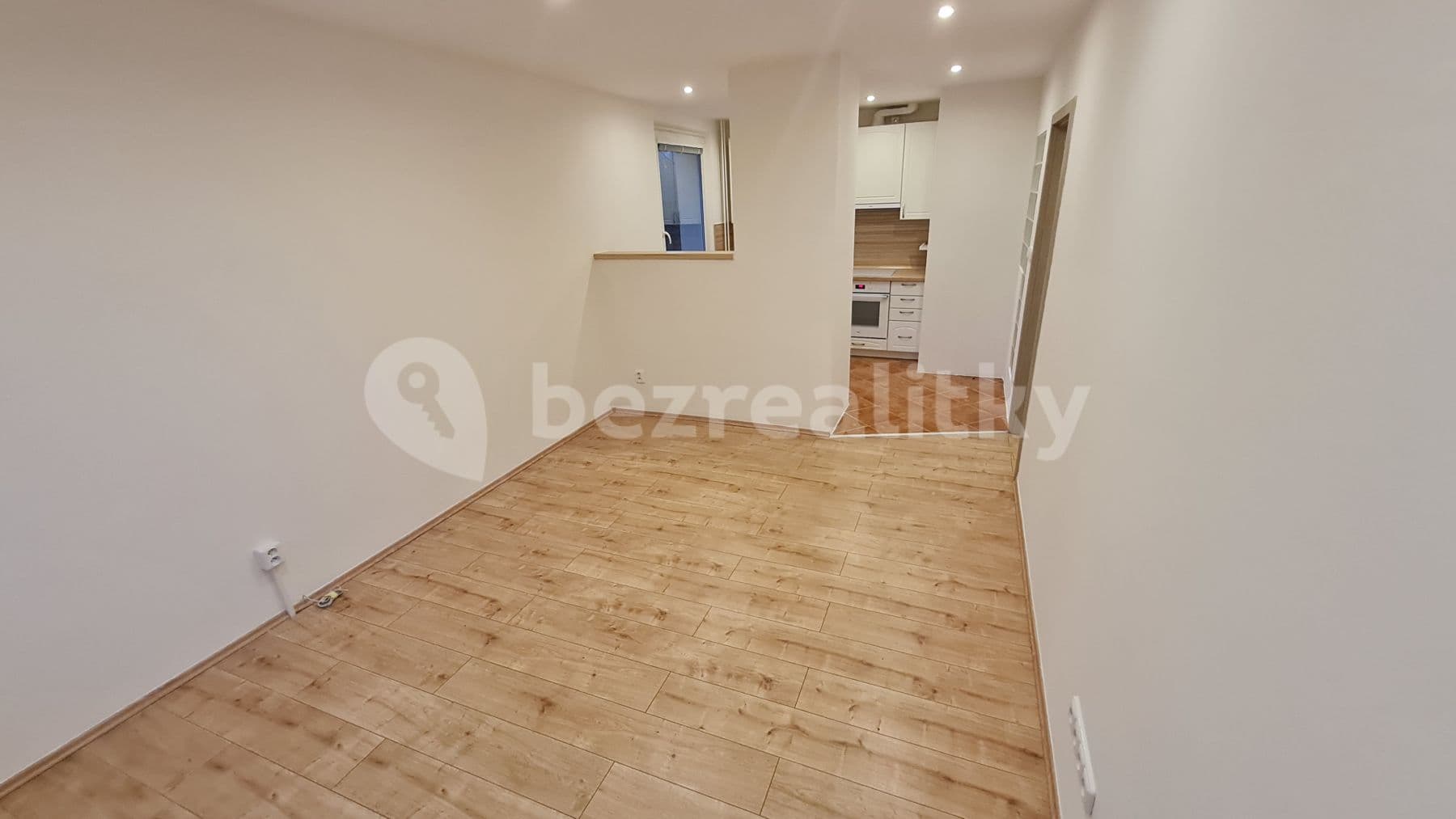 Pronájem bytu 2+kk 41 m², V Zápolí, Praha, Praha Pronájem bytu 2+kk 41 m², V Zápolí, Praha, Praha