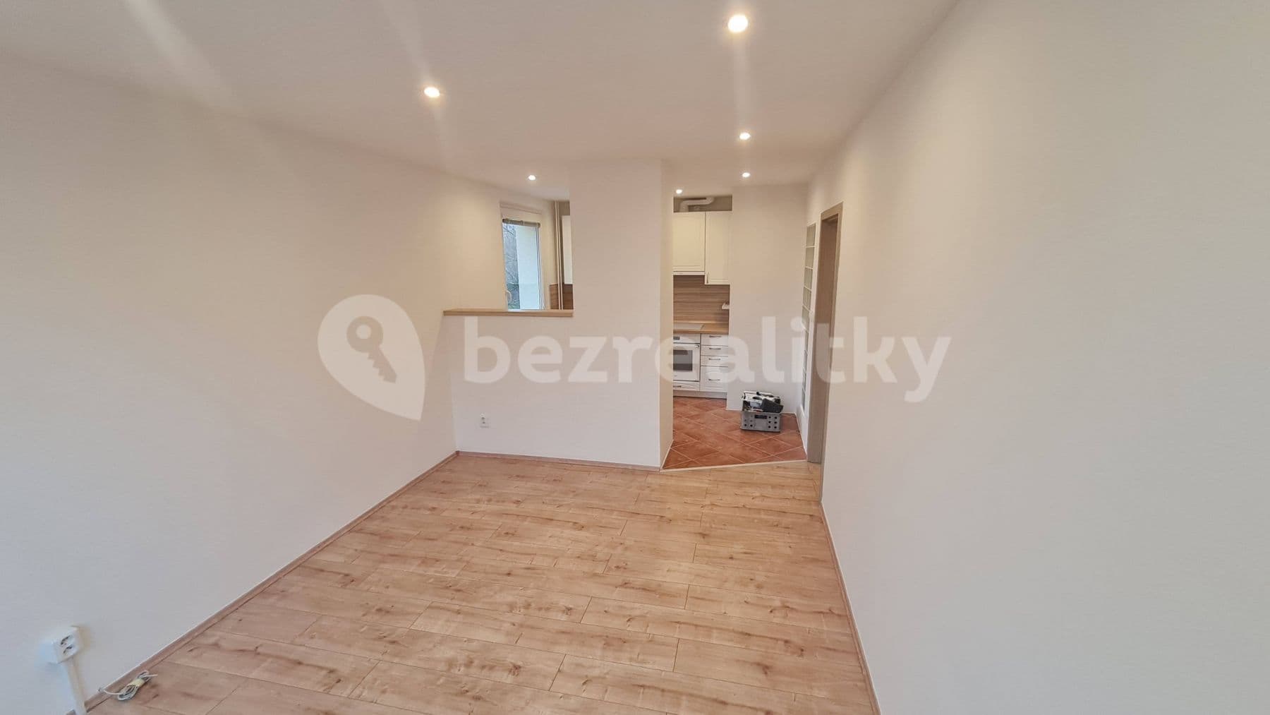 Pronájem bytu 2+kk 41 m², V Zápolí, Praha, Praha Pronájem bytu 2+kk 41 m², V Zápolí, Praha, Praha