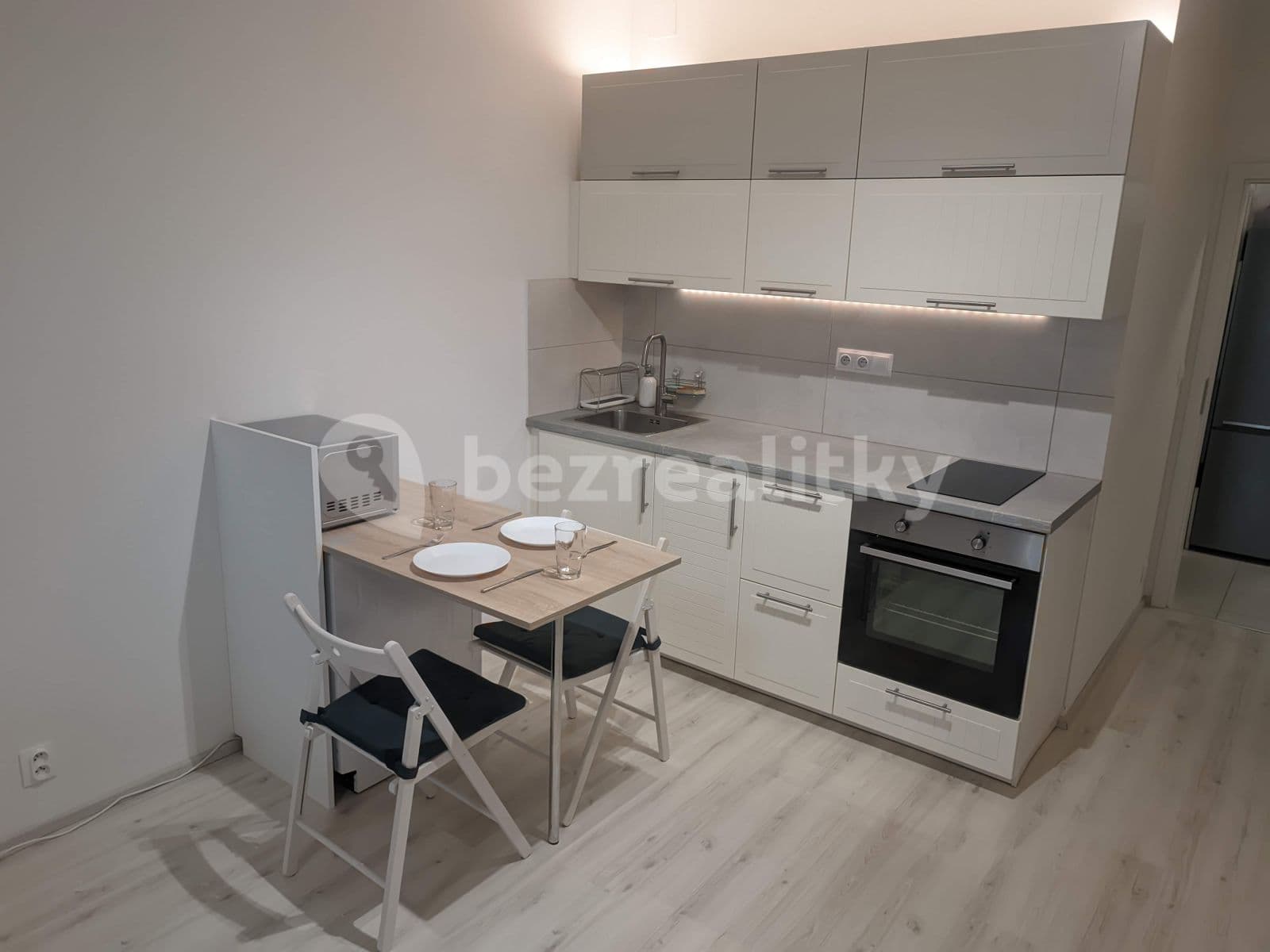 Pronájem bytu 1+kk 33 m², K Vystrkovu, Praha, Praha Pronájem bytu 1+kk 33 m², K Vystrkovu, Praha, Praha
