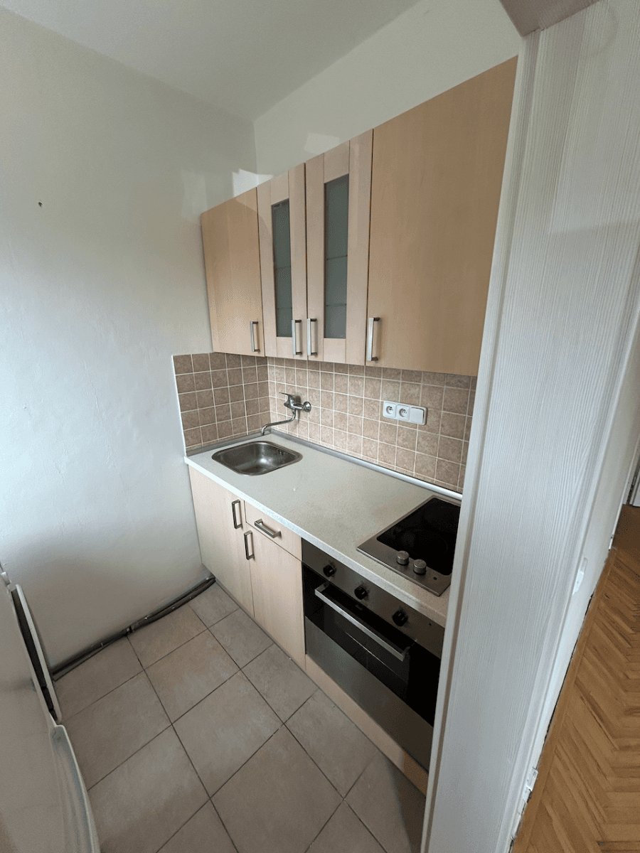 Pronájem bytu 1+1 28 m², Vídeňská, Brno, Jihomoravský kraj Pronájem bytu 1+1 28 m², Vídeňská, Brno, Jihomoravský kraj