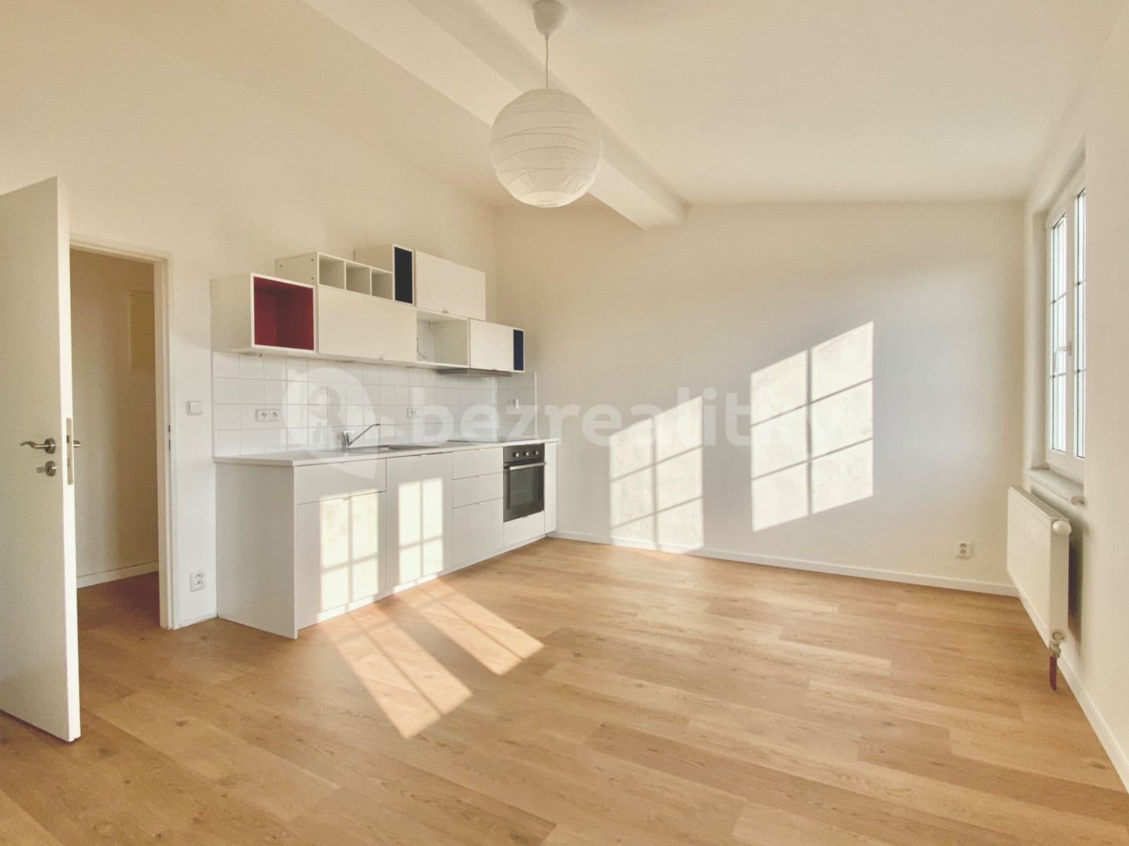 Pronájem bytu 2+kk 42 m², Leitnerova, Brno, Jihomoravský kraj Pronájem bytu 2+kk 42 m², Leitnerova, Brno, Jihomoravský kraj