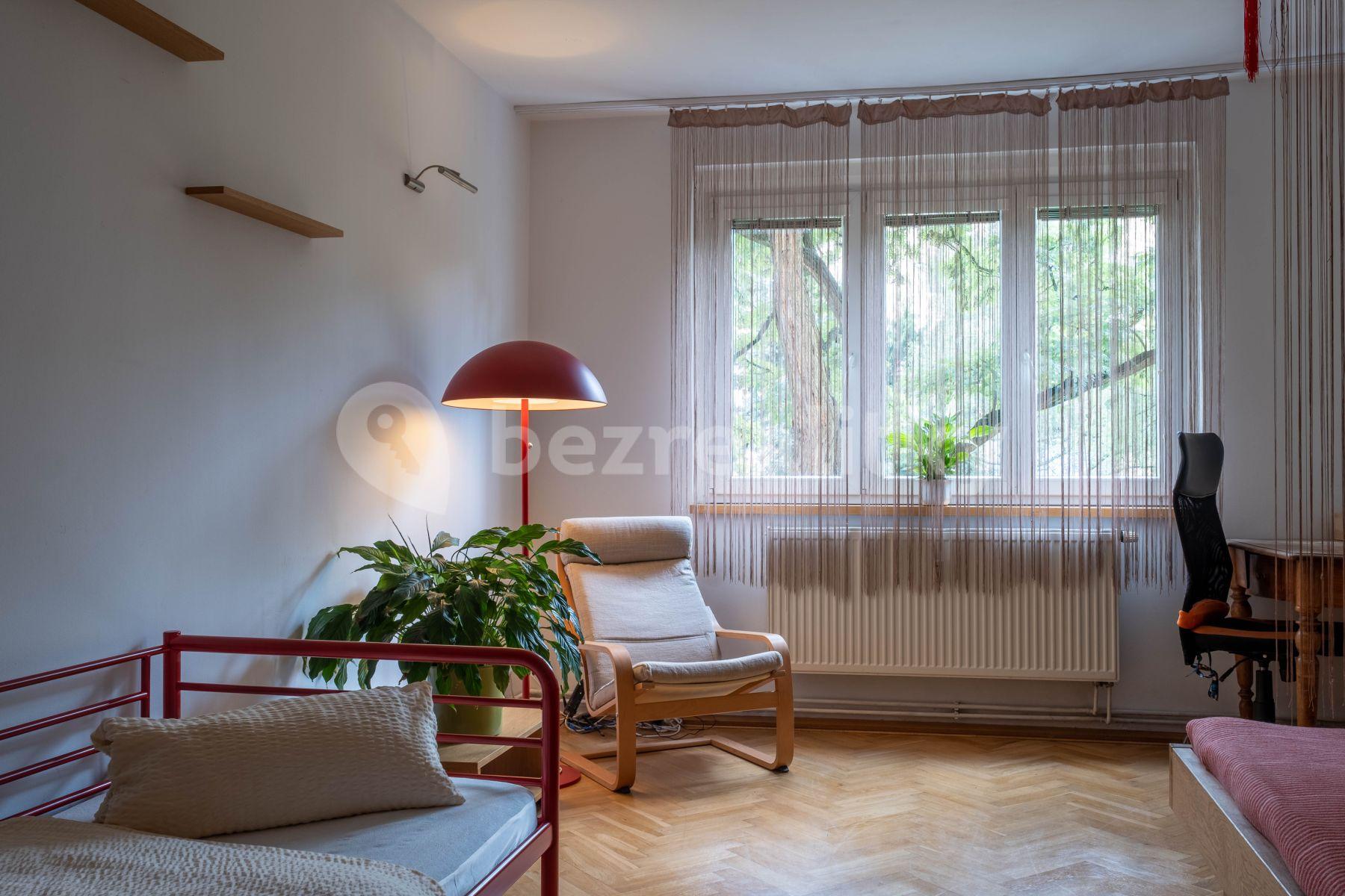 Prodej bytu 2+1 68 m², Ke Strašnické, Praha, Praha