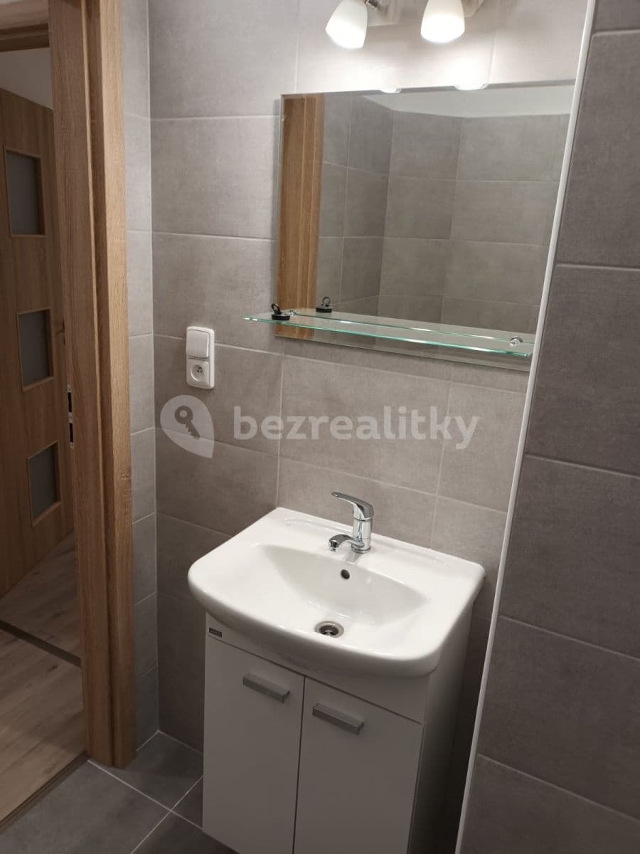 Pronájem bytu 2+kk 45 m², Provazníkova, Brno, Jihomoravský kraj Pronájem bytu 2+kk 45 m², Provazníkova, Brno, Jihomoravský kraj