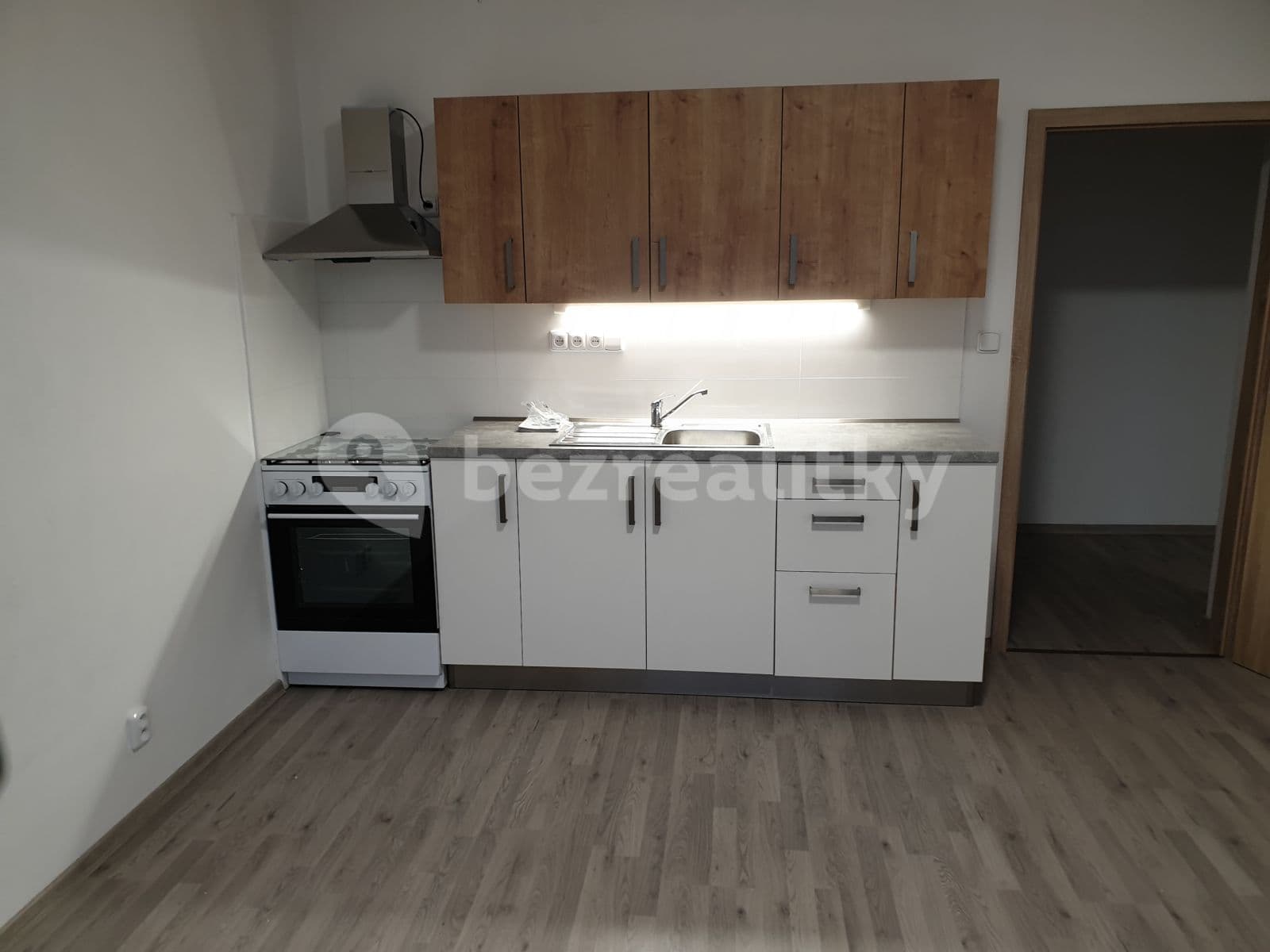 Pronájem bytu 2+kk 45 m², Provazníkova, Brno, Jihomoravský kraj Pronájem bytu 2+kk 45 m², Provazníkova, Brno, Jihomoravský kraj