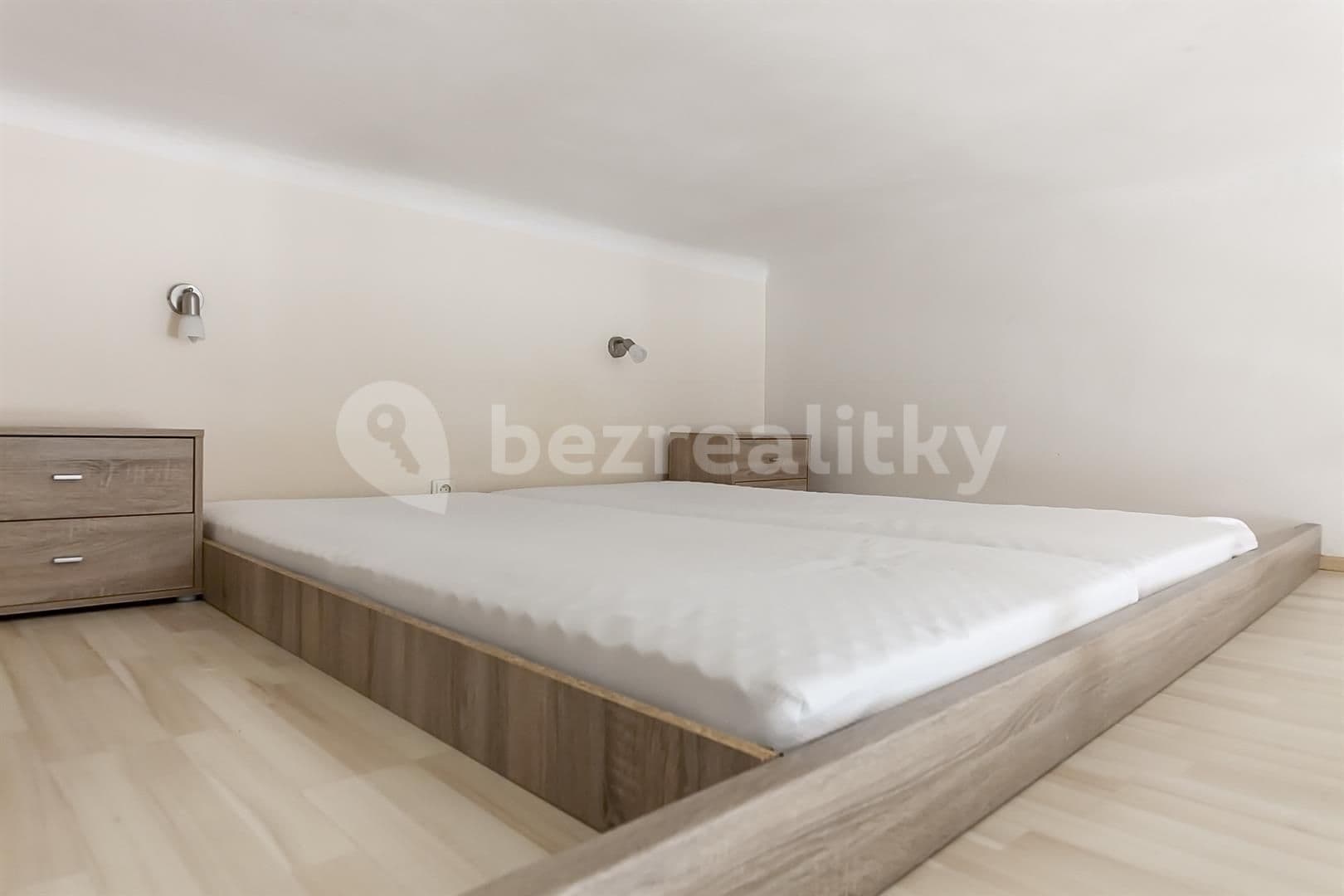 Pronájem bytu 1+kk 21 m², Václavská, Brno, Jihomoravský kraj Pronájem bytu 1+kk 21 m², Václavská, Brno, Jihomoravský kraj