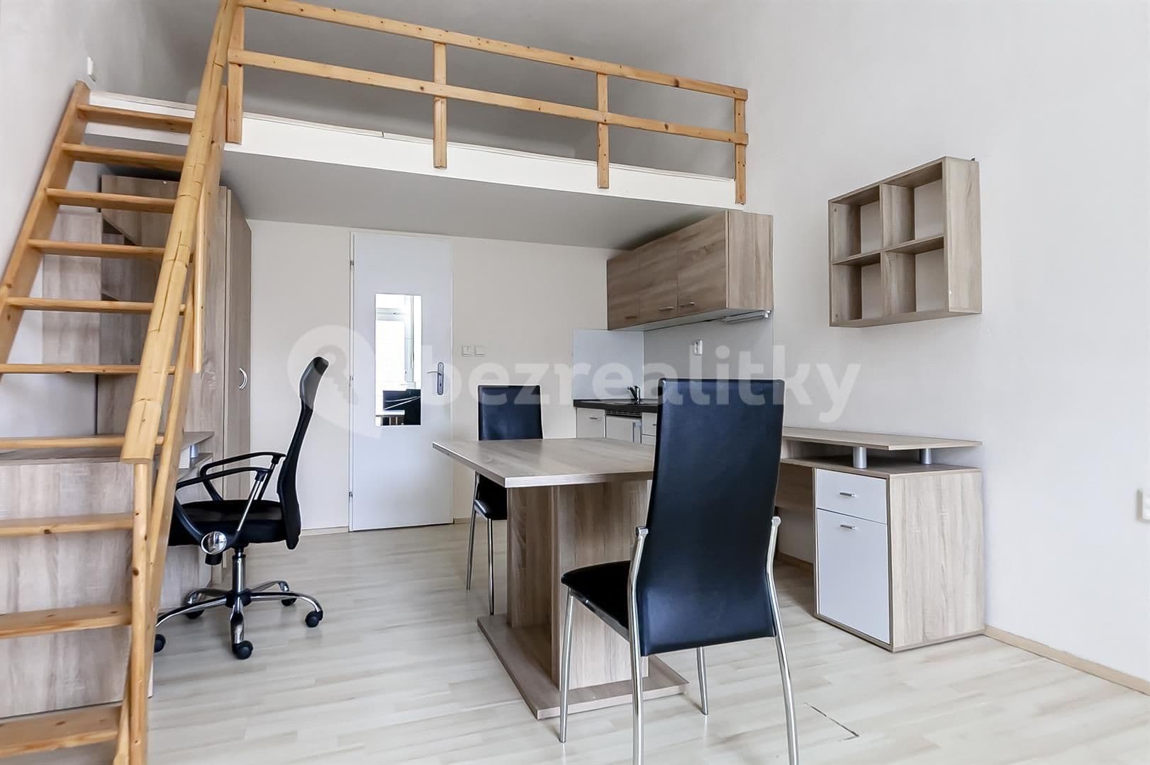 Pronájem bytu 1+kk 21 m², Václavská, Brno, Jihomoravský kraj Pronájem bytu 1+kk 21 m², Václavská, Brno, Jihomoravský kraj