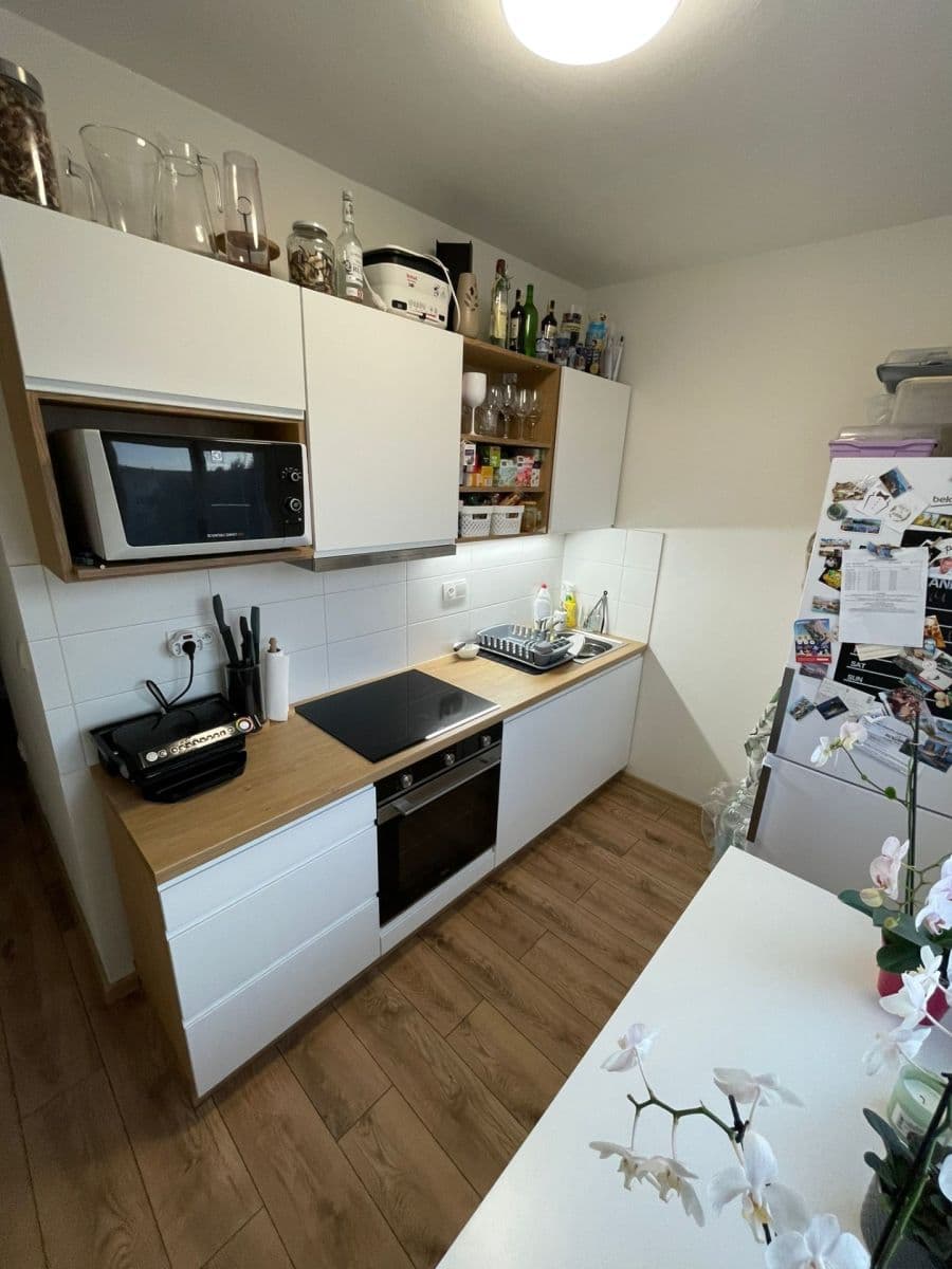 Pronájem bytu 2+1 60 m², Káranská, Praha, Praha Pronájem bytu 2+1 60 m², Káranská, Praha, Praha