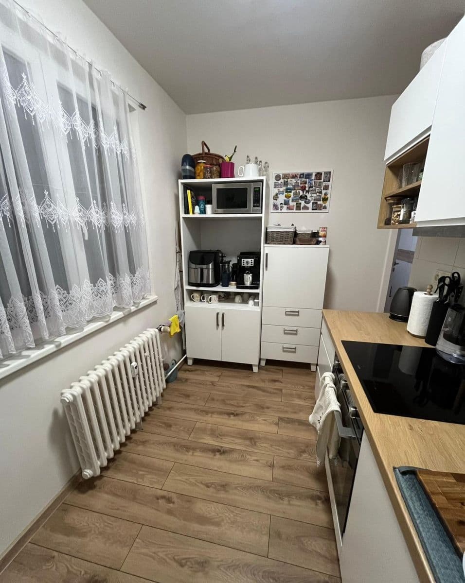 Pronájem bytu 2+1 60 m², Káranská, Praha, Praha Pronájem bytu 2+1 60 m², Káranská, Praha, Praha