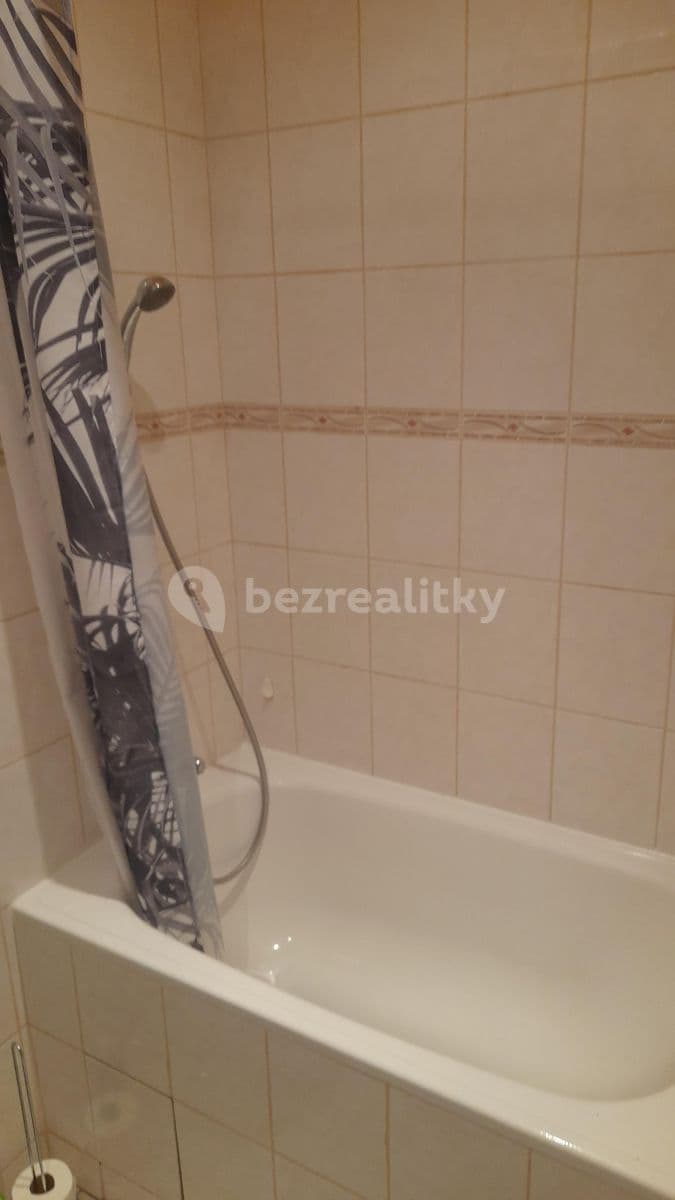 Pronájem bytu 1+1 52 m², Nad Šutkou, Praha, Praha Pronájem bytu 1+1 52 m², Nad Šutkou, Praha, Praha