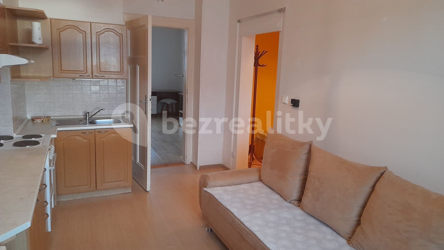 Pronájem bytu 1+1 52 m², Nad Šutkou, Praha, Praha Pronájem bytu 1+1 52 m², Nad Šutkou, Praha, Praha